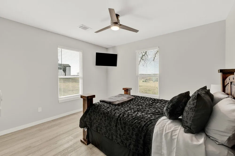 Single Family Residence For Sale in Cooke County , 1091 County Road 345, Forestburg, Texas 76239, 3 Bedrooms, 2 Bathrooms, Garage spaces, 2,220 Sqft, built in 2020, Price $700,000, mls#21268733, Real Estate Agent in Forestburg, Homes For Sale in Cooke county, Homes For Sale in Forestburg, Realtor in Forestburg Texas, Real Estate Brokerage Independent Realty Texas, Luminita Cordes Realtor