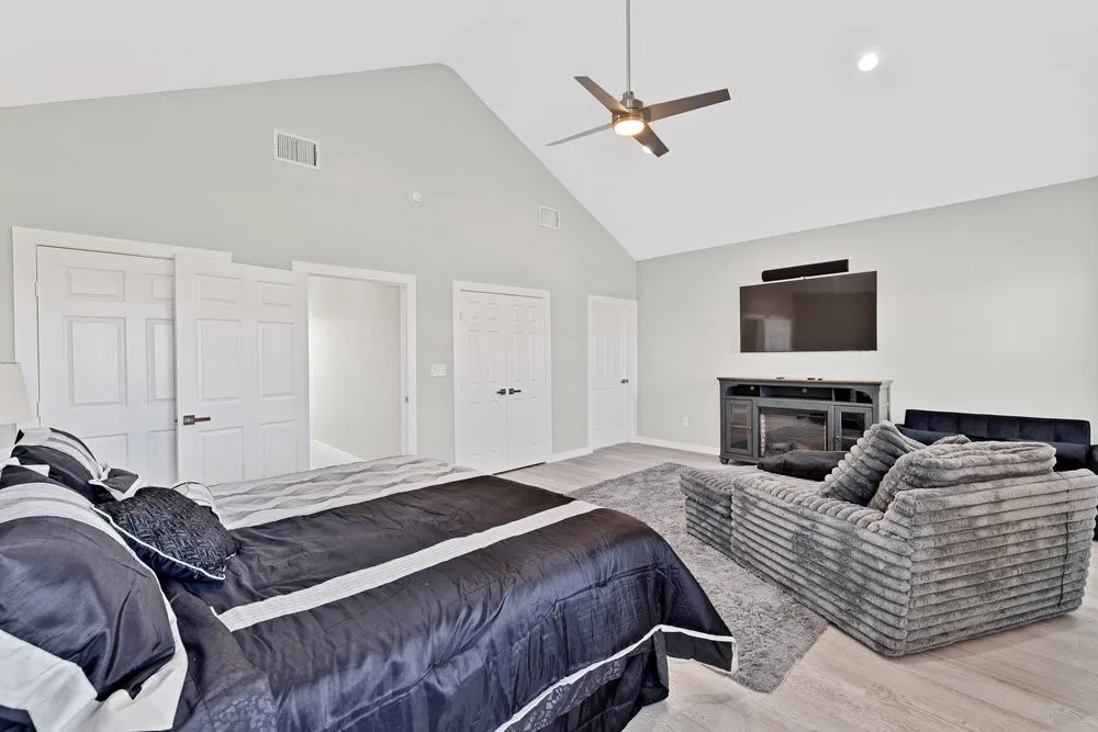 Single Family Residence For Sale in Cooke County , 1091 County Road 345, Forestburg, Texas 76239, 3 Bedrooms, 2 Bathrooms, Garage spaces, 2,220 Sqft, built in 2020, Price $700,000, mls#21268733, Real Estate Agent in Forestburg, Homes For Sale in Cooke county, Homes For Sale in Forestburg, Realtor in Forestburg Texas, Real Estate Brokerage Independent Realty Texas, Luminita Cordes Realtor