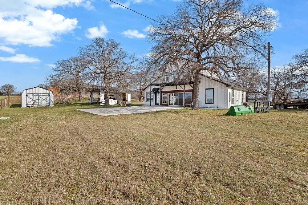 Single Family Residence For Sale in Cooke County , 1091 County Road 345, Forestburg, Texas 76239, 3 Bedrooms, 2 Bathrooms, Garage spaces, 2,220 Sqft, built in 2020, Price $700,000, mls#21268733, Real Estate Agent in Forestburg, Homes For Sale in Cooke county, Homes For Sale in Forestburg, Realtor in Forestburg Texas, Real Estate Brokerage Independent Realty Texas, Luminita Cordes Realtor