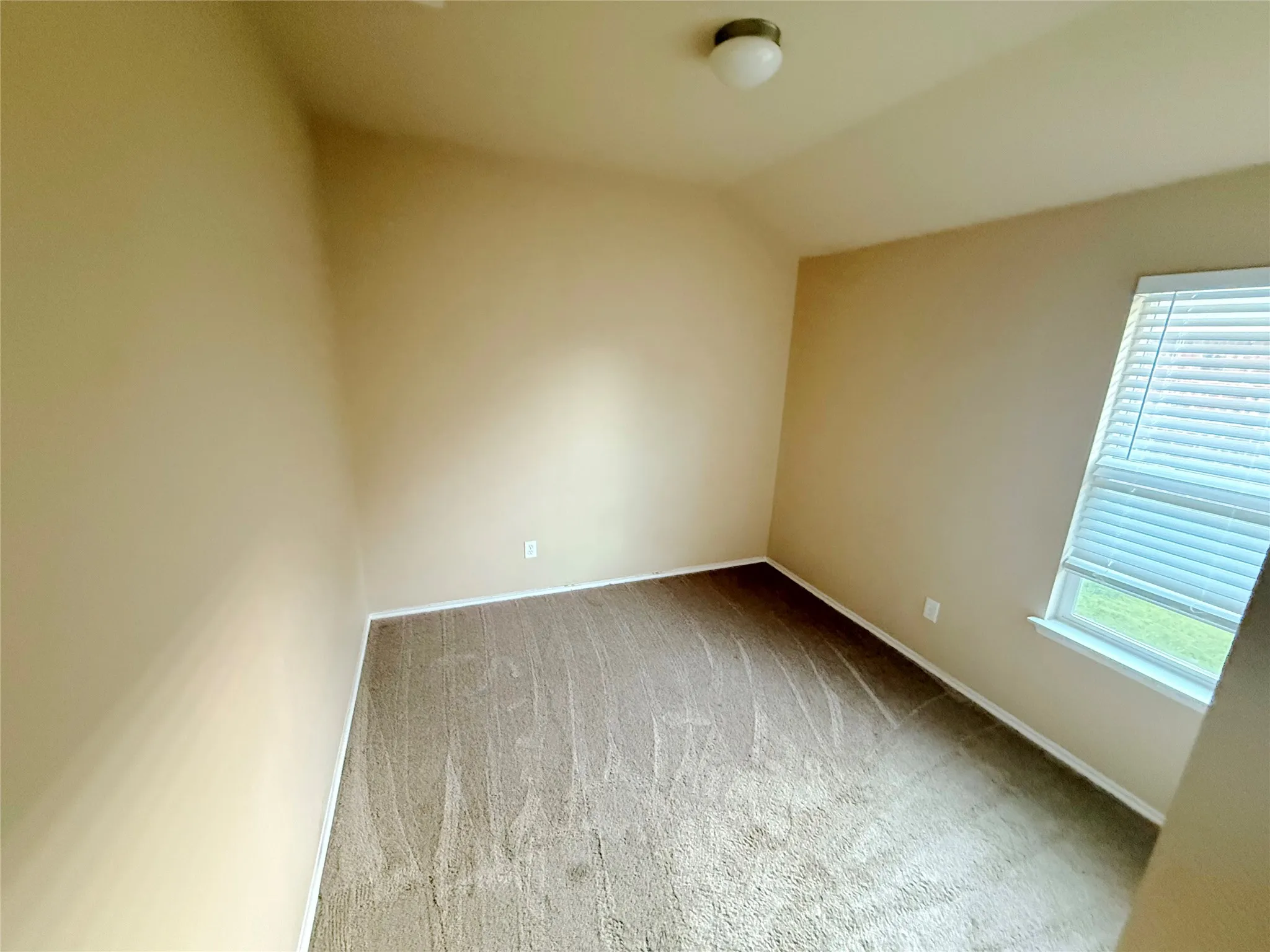Single Family Residence For Sale in Kaufman County , 2105 Thistle Lane, Forney, Texas 75126, 3 Bedroom, 2 Bathroom, 2 Garage spaces, 1,521 Sqft, built in 2011, mls#21268736, Real Estate Agent in Forney, Homes For Sale in Kaufman county, Homes For Sale in Forney, Realtor in Forney Texas, Real Estate Brokerage Independent Realty Texas, Luminita Cordes Realtor