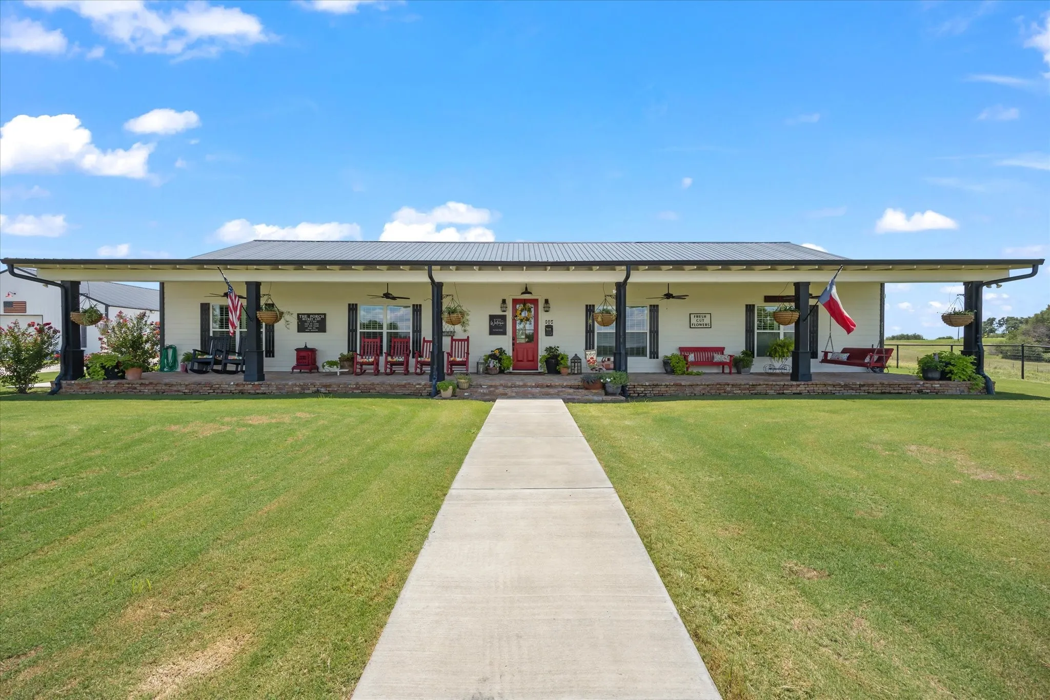 Single Family Residence For Sale in Erath County , 965 County Road 223, Stephenville, Texas 76401, 4 Bedroom, 3 Bathroom, Garage spaces, 3,200 Sqft, built in 2020, mls#21267590, Real Estate Agent in Stephenville, Homes For Sale in Erath county, Homes For Sale in Stephenville, Realtor in Stephenville Texas, Real Estate Brokerage Independent Realty Texas, Luminita Cordes Realtor