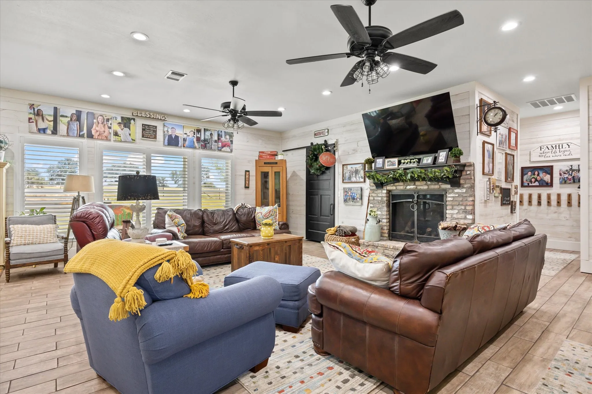 Single Family Residence For Sale in Erath County , 965 County Road 223, Stephenville, Texas 76401, 4 Bedroom, 3 Bathroom, Garage spaces, 3,200 Sqft, built in 2020, mls#21267590, Real Estate Agent in Stephenville, Homes For Sale in Erath county, Homes For Sale in Stephenville, Realtor in Stephenville Texas, Real Estate Brokerage Independent Realty Texas, Luminita Cordes Realtor