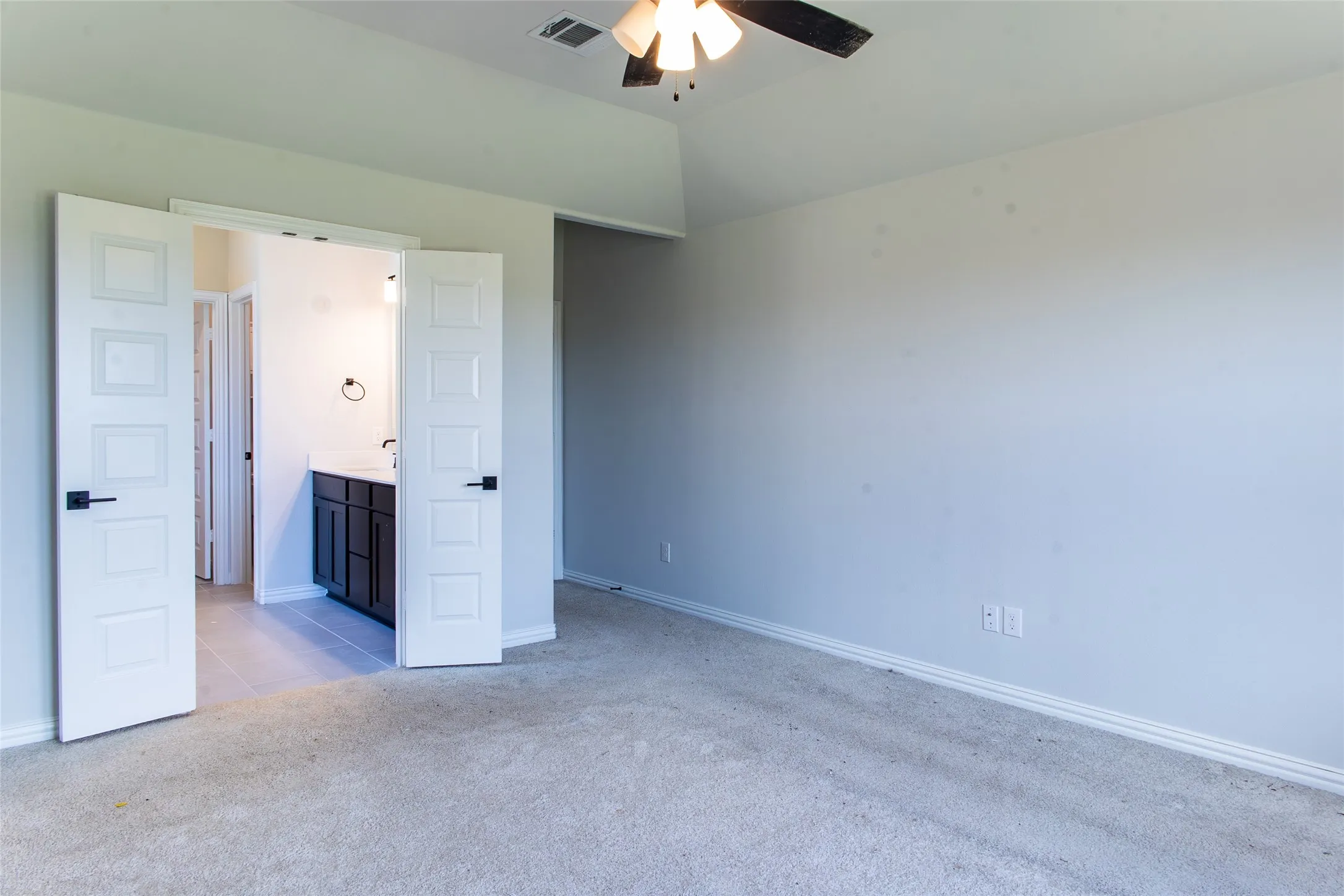Single Family Residence For Sale in Collin County , 2604 Freeman Street, Anna, Texas 75409, 3 Bedrooms, 2 Bathrooms, 2 Garage spaces, 1,667 Sqft, built in 2024, Price $329,999, mls#21266190, Real Estate Agent in Anna, Homes For Sale in Collin county, Homes For Sale in Anna, Realtor in Anna Texas, Real Estate Brokerage Independent Realty Texas, Luminita Cordes Realtor