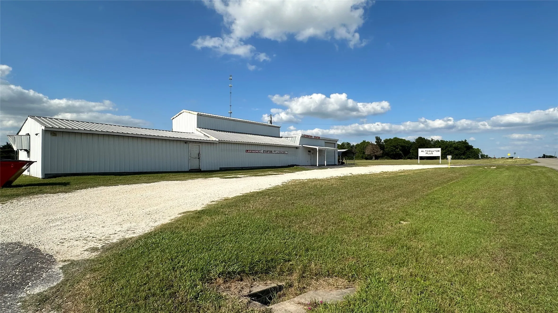 Business For Sale in Limestone County , 2596A Highway 84 W, Mexia, Texas 76667, 0, 0, Garage spaces, 0 Sqft, built in 1985, Price $775,000, mls#21268721, Real Estate Agent in Mexia, Homes For Sale in Limestone county, Homes For Sale in Mexia, Realtor in Mexia Texas, Real Estate Brokerage Independent Realty Texas, Luminita Cordes Realtor