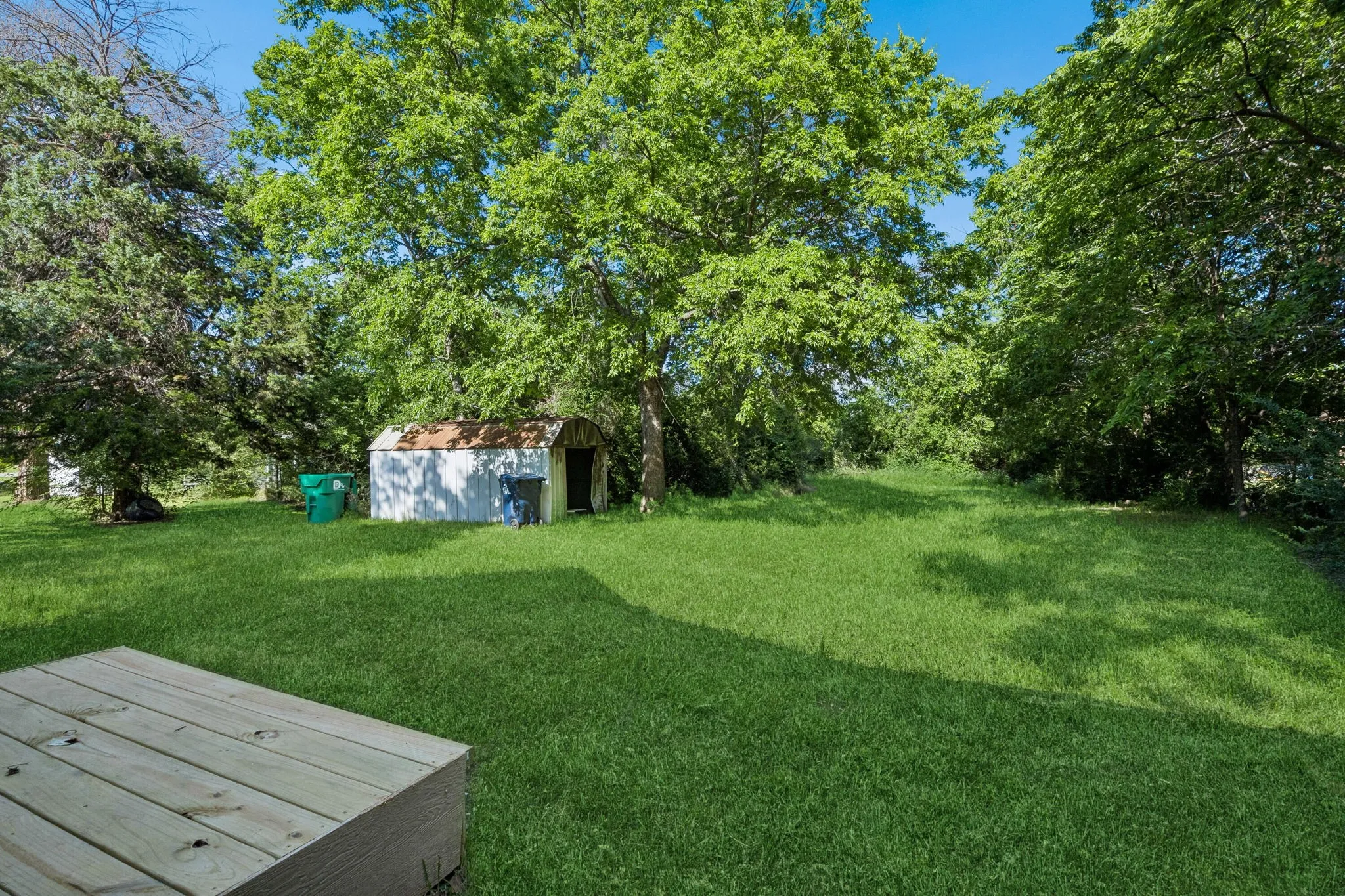 Single Family Residence For Sale in Denton County , 806 N Ruddell Street, Denton, Texas 76209, 2 Bedroom, 2 Bathroom, Garage spaces, 1,155 Sqft, built in 1966, mls#21268597, Real Estate Agent in Denton, Homes For Sale in Denton county, Homes For Sale in Denton, Realtor in Denton Texas, Real Estate Brokerage Independent Realty Texas, Luminita Cordes Realtor