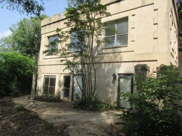Single Family Residence For Sale in Tarrant County , 1709 Norwood Lane, Arlington, Texas 76013, 4 Bedroom, 5 Bathroom, Garage spaces, 4,862 Sqft, built in 1981, mls#21268743, Real Estate Agent in Arlington, Homes For Sale in Tarrant county, Homes For Sale in Arlington, Realtor in Arlington Texas, Real Estate Brokerage Independent Realty Texas, Luminita Cordes Realtor