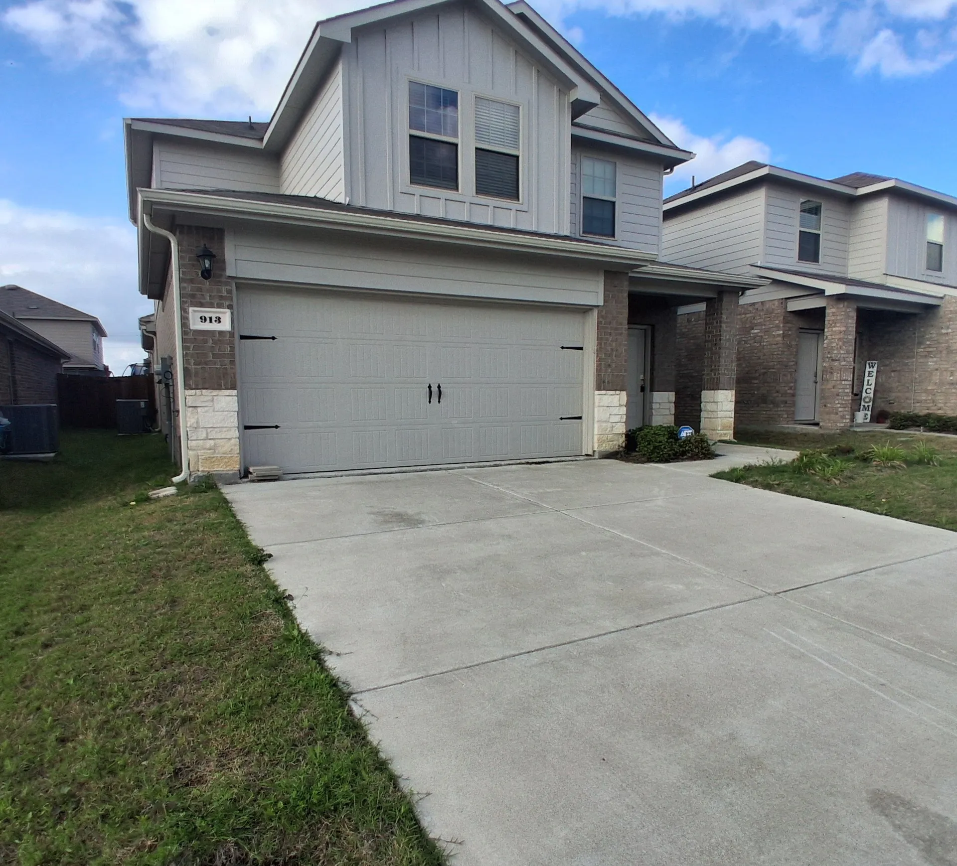 Single Family Residence For Sale in Hunt County , 913 Country Road, Royse City, Texas 75189, 4 Bedroom, 3 Bathroom, 2 Garage spaces, 2,080 Sqft, built in 2024, mls#21266549, Real Estate Agent in Royse City, Homes For Sale in Hunt county, Homes For Sale in Royse City, Realtor in Royse City Texas, Real Estate Brokerage Independent Realty Texas, Luminita Cordes Realtor
