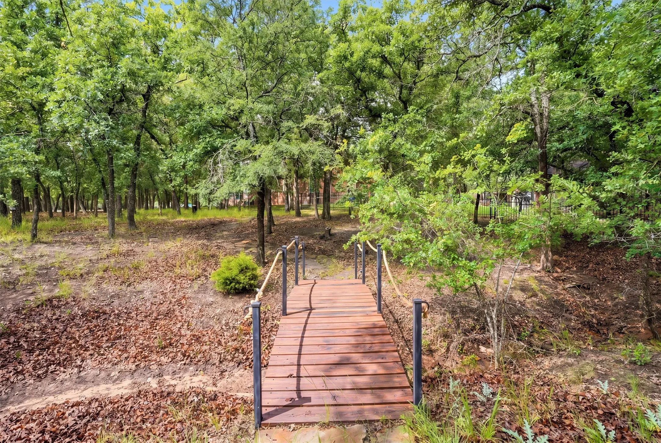 Single Family Residence For Sale in Parker County , 705 Boling Ranch Road, Azle, Texas 76020, 5 Bedroom, 3 Bathroom, 3 Garage spaces, 3,503 Sqft, built in 2002, mls#21266456, Real Estate Agent in Azle, Homes For Sale in Parker county, Homes For Sale in Azle, Realtor in Azle Texas, Real Estate Brokerage Independent Realty Texas, Luminita Cordes Realtor