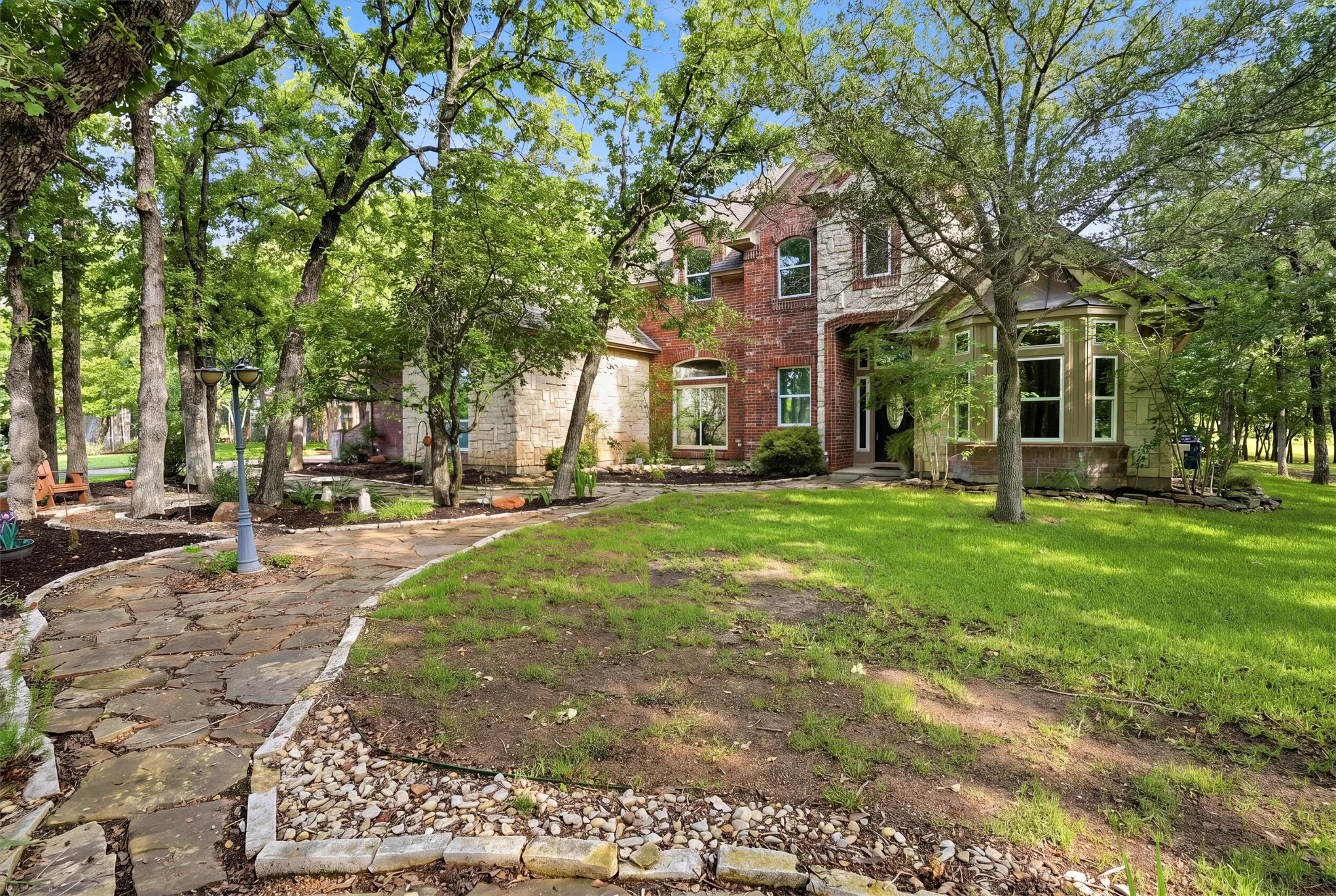 Single Family Residence For Sale in Parker County , 705 Boling Ranch Road, Azle, Texas 76020, 5 Bedroom, 3 Bathroom, 3 Garage spaces, 3,503 Sqft, built in 2002, mls#21266456, Real Estate Agent in Azle, Homes For Sale in Parker county, Homes For Sale in Azle, Realtor in Azle Texas, Real Estate Brokerage Independent Realty Texas, Luminita Cordes Realtor