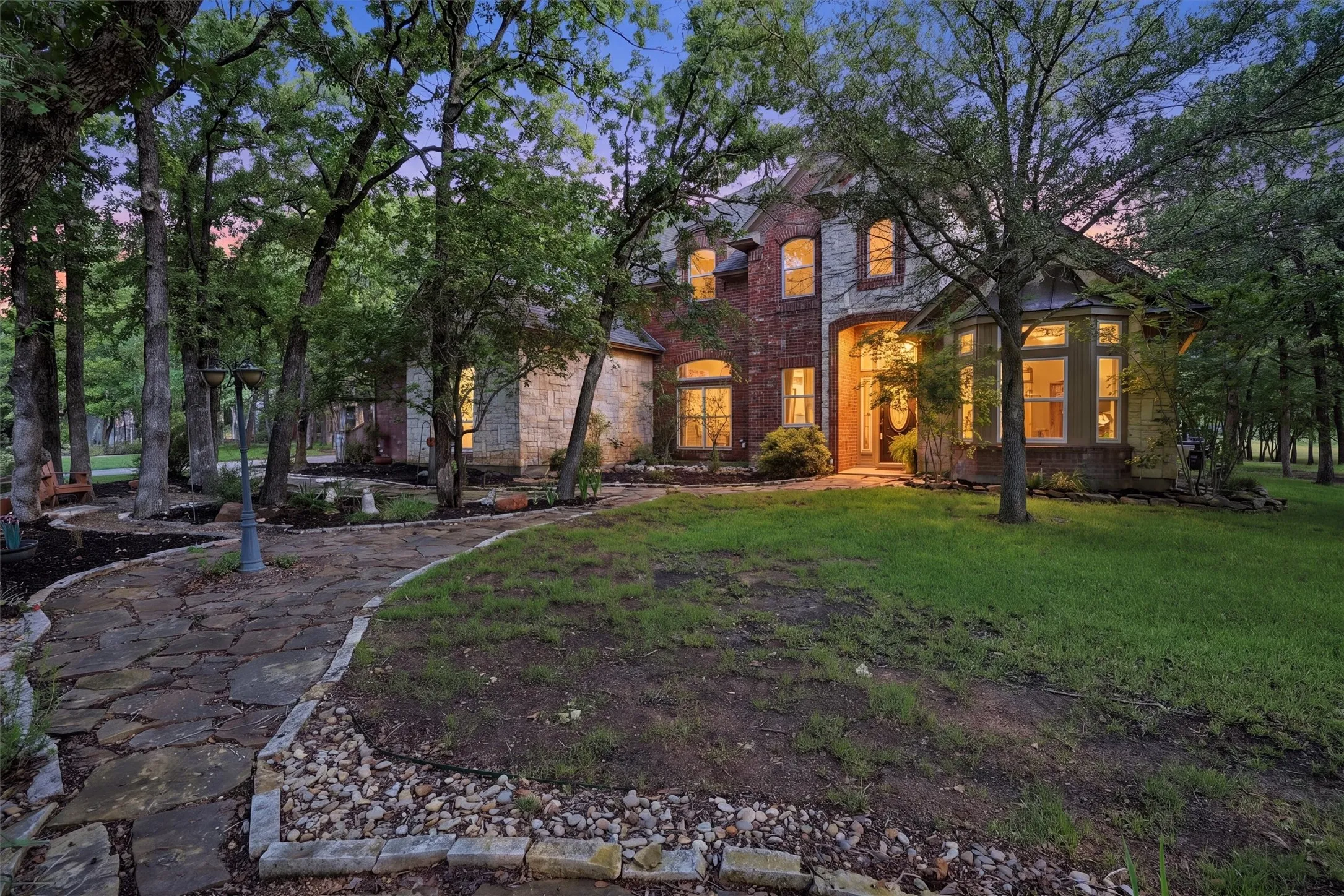 Single Family Residence For Sale in Parker County , 705 Boling Ranch Road, Azle, Texas 76020, 5 Bedroom, 3 Bathroom, 3 Garage spaces, 3,503 Sqft, built in 2002, mls#21266456, Real Estate Agent in Azle, Homes For Sale in Parker county, Homes For Sale in Azle, Realtor in Azle Texas, Real Estate Brokerage Independent Realty Texas, Luminita Cordes Realtor