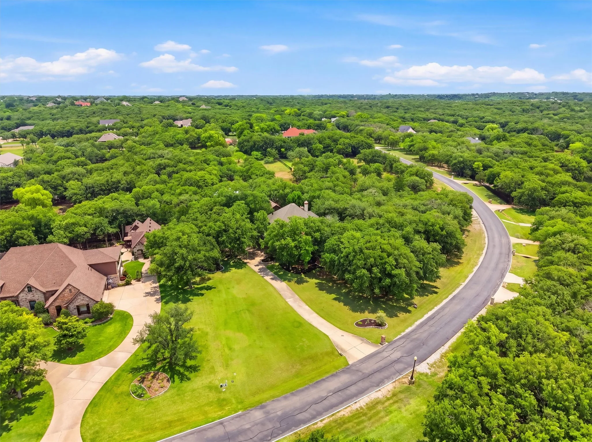 Single Family Residence For Sale in Parker County , 705 Boling Ranch Road, Azle, Texas 76020, 5 Bedroom, 3 Bathroom, 3 Garage spaces, 3,503 Sqft, built in 2002, mls#21266456, Real Estate Agent in Azle, Homes For Sale in Parker county, Homes For Sale in Azle, Realtor in Azle Texas, Real Estate Brokerage Independent Realty Texas, Luminita Cordes Realtor