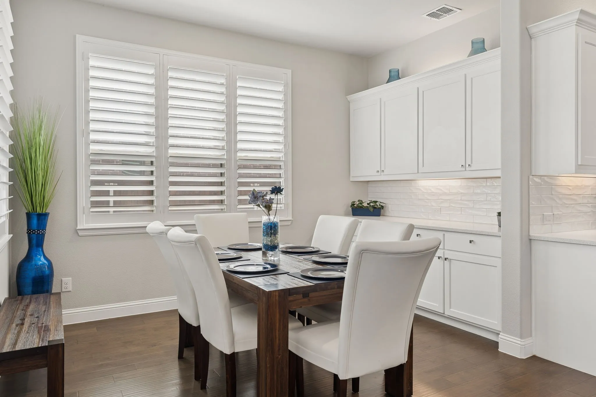 Single Family Residence For Sale in Denton County , 16458 Creek Plum Road, Frisco, Texas 75033, 4 Bedroom, 5 Bathroom, 3 Garage spaces, 3,656 Sqft, built in 2022, mls#21268842, Real Estate Agent in Frisco, Homes For Sale in Denton county, Homes For Sale in Frisco, Realtor in Frisco Texas, Real Estate Brokerage Independent Realty Texas, Luminita Cordes Realtor