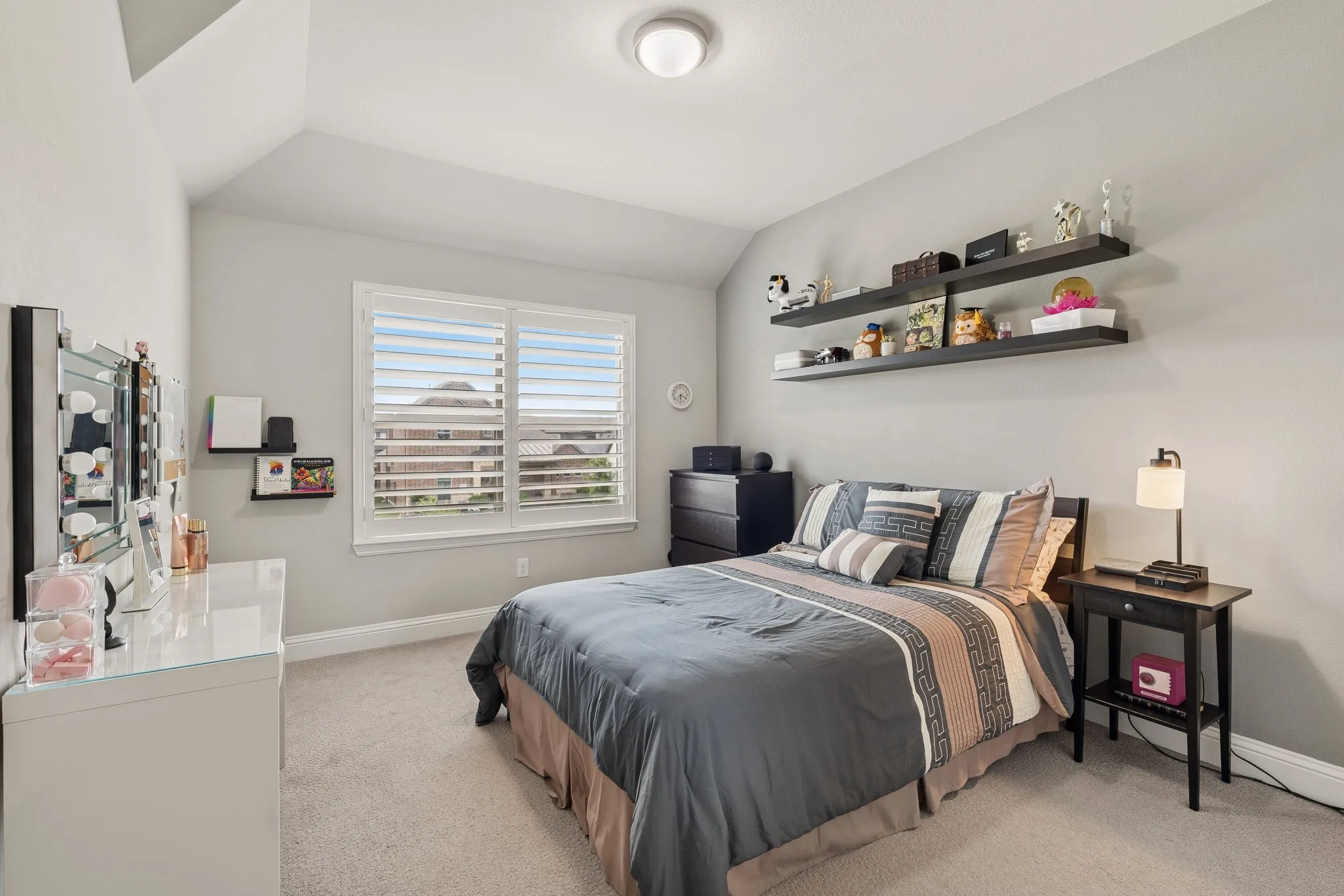 Single Family Residence For Sale in Denton County , 16458 Creek Plum Road, Frisco, Texas 75033, 4 Bedroom, 5 Bathroom, 3 Garage spaces, 3,656 Sqft, built in 2022, mls#21268842, Real Estate Agent in Frisco, Homes For Sale in Denton county, Homes For Sale in Frisco, Realtor in Frisco Texas, Real Estate Brokerage Independent Realty Texas, Luminita Cordes Realtor
