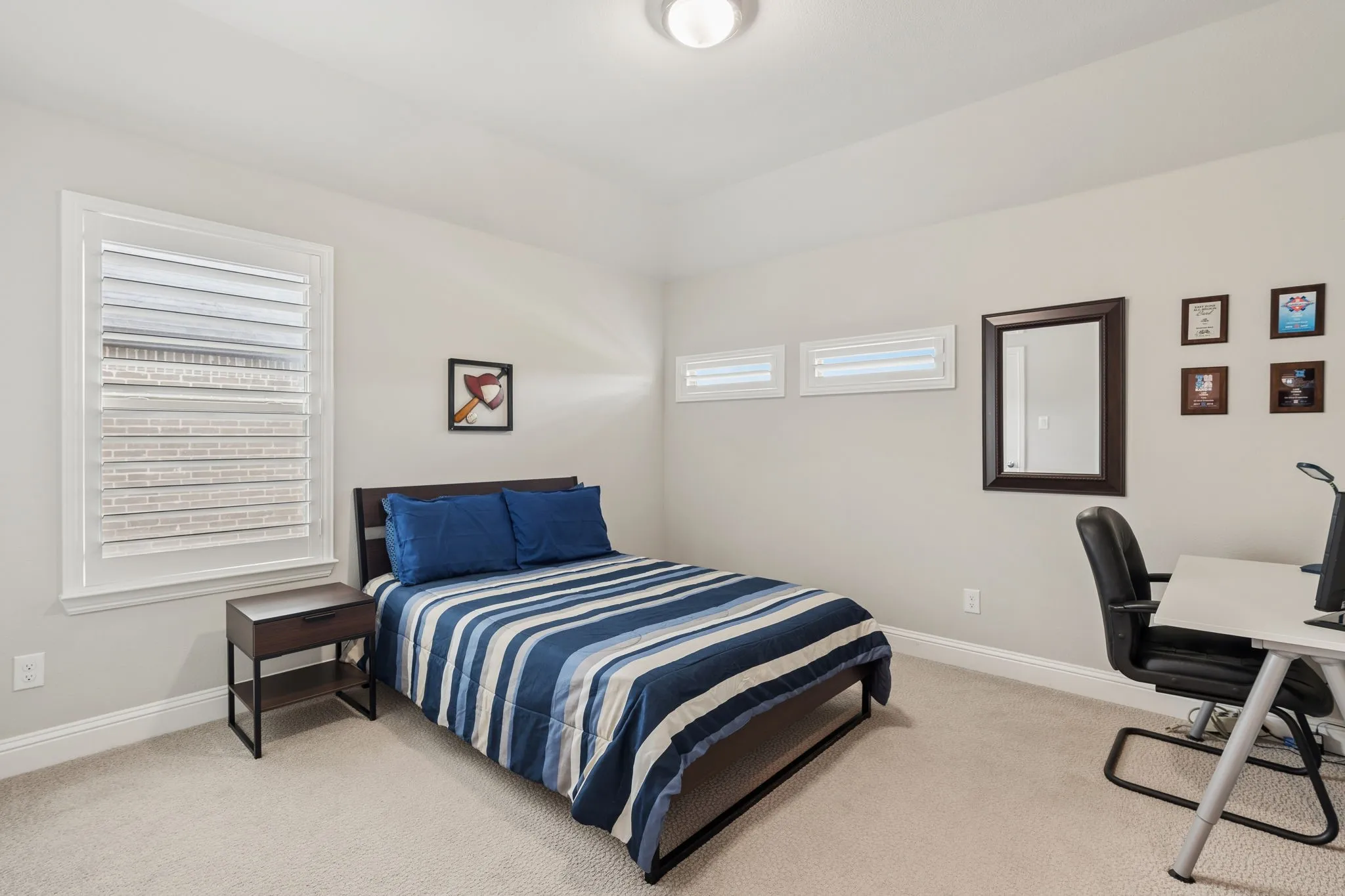 Single Family Residence For Sale in Denton County , 16458 Creek Plum Road, Frisco, Texas 75033, 4 Bedroom, 5 Bathroom, 3 Garage spaces, 3,656 Sqft, built in 2022, mls#21268842, Real Estate Agent in Frisco, Homes For Sale in Denton county, Homes For Sale in Frisco, Realtor in Frisco Texas, Real Estate Brokerage Independent Realty Texas, Luminita Cordes Realtor