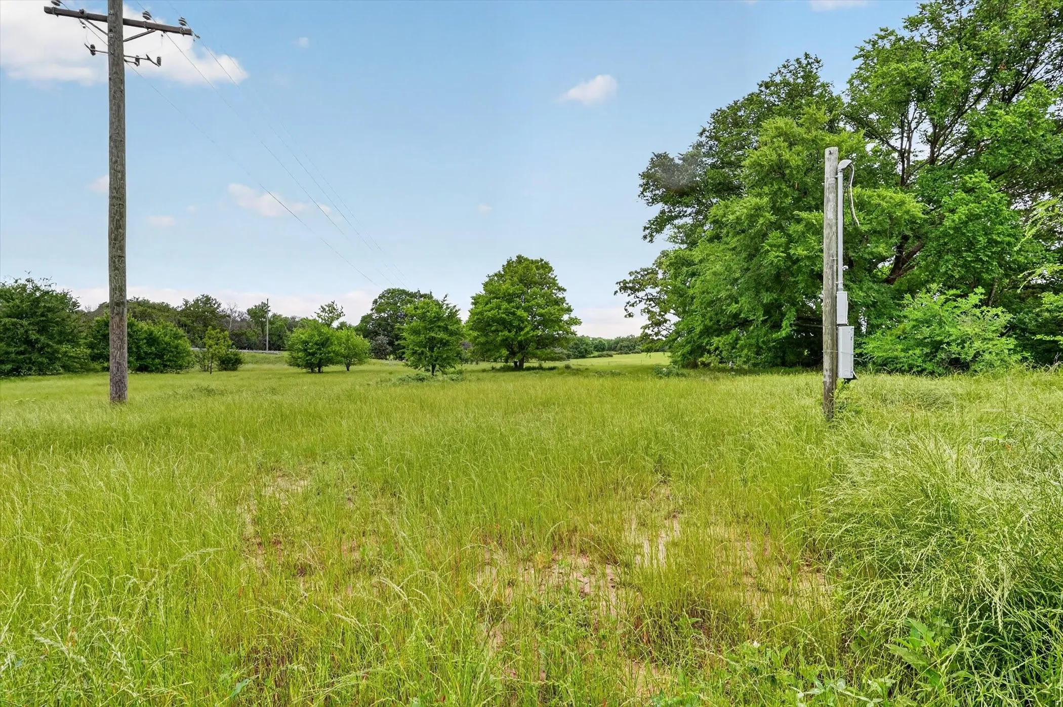 Unimproved Land For Sale in Fannin County , 0000 County Road 2610, Bonham, Texas 75418, 0, 0, Garage spaces, 0 Sqft, built in 0, mls#21257205, Real Estate Agent in Bonham, Homes For Sale in Fannin county, Homes For Sale in Bonham, Realtor in Bonham Texas, Real Estate Brokerage Independent Realty Texas, Luminita Cordes Realtor