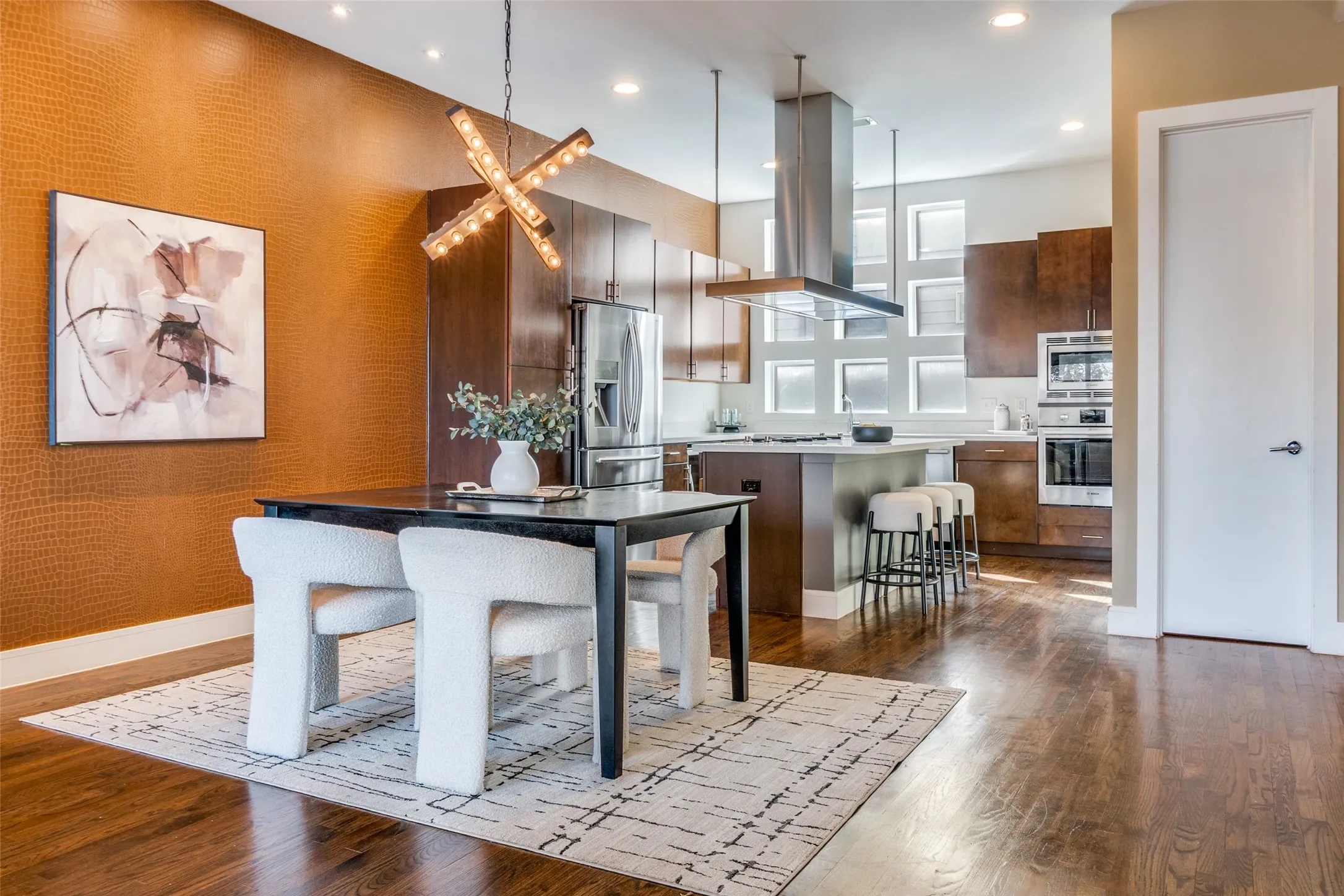 Townhouse For Sale in Dallas County , 4610 Steel Street, Dallas, Texas 75219, 3 Bedrooms, 4 Bathrooms, 2 Garage spaces, 2,126 Sqft, built in 2014, Price $499,000, mls#21268727, Real Estate Agent in Dallas, Homes For Sale in Dallas county, Homes For Sale in Dallas, Realtor in Dallas Texas, Real Estate Brokerage Independent Realty Texas, Luminita Cordes Realtor