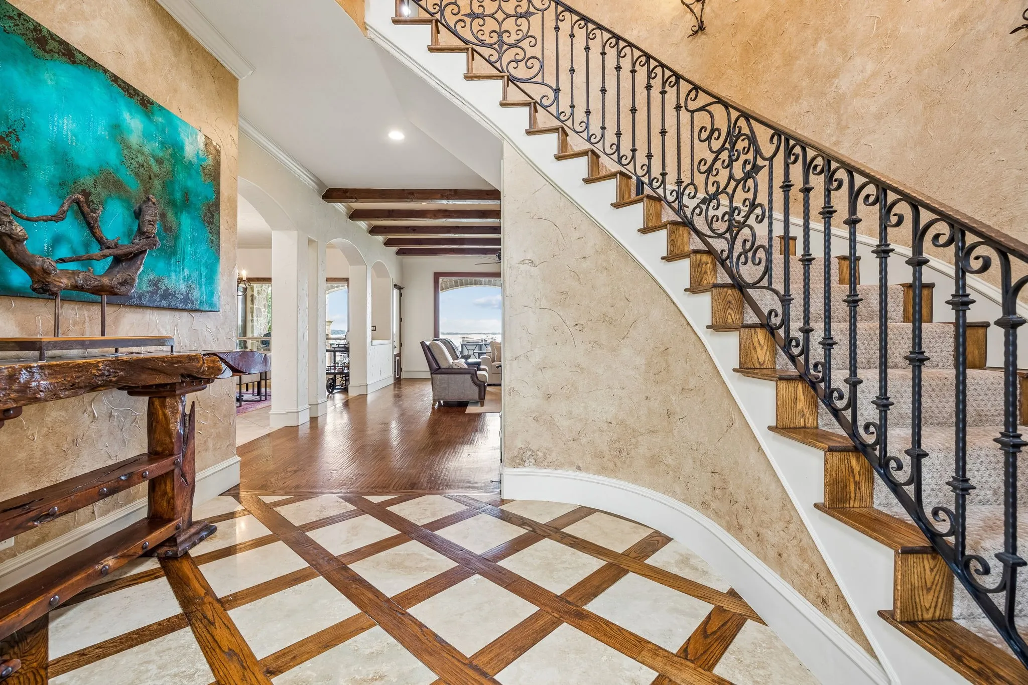Single Family Residence For Sale in Tarrant County , 6212 Lakeside Drive, Fort Worth, Texas 76179, 5 Bedroom, 6 Bathroom, 3 Garage spaces, 4,335 Sqft, built in 2008, mls#21259777, Real Estate Agent in Fort Worth, Homes For Sale in Tarrant county, Homes For Sale in Fort Worth, Realtor in Fort Worth Texas, Real Estate Brokerage Independent Realty Texas, Luminita Cordes Realtor