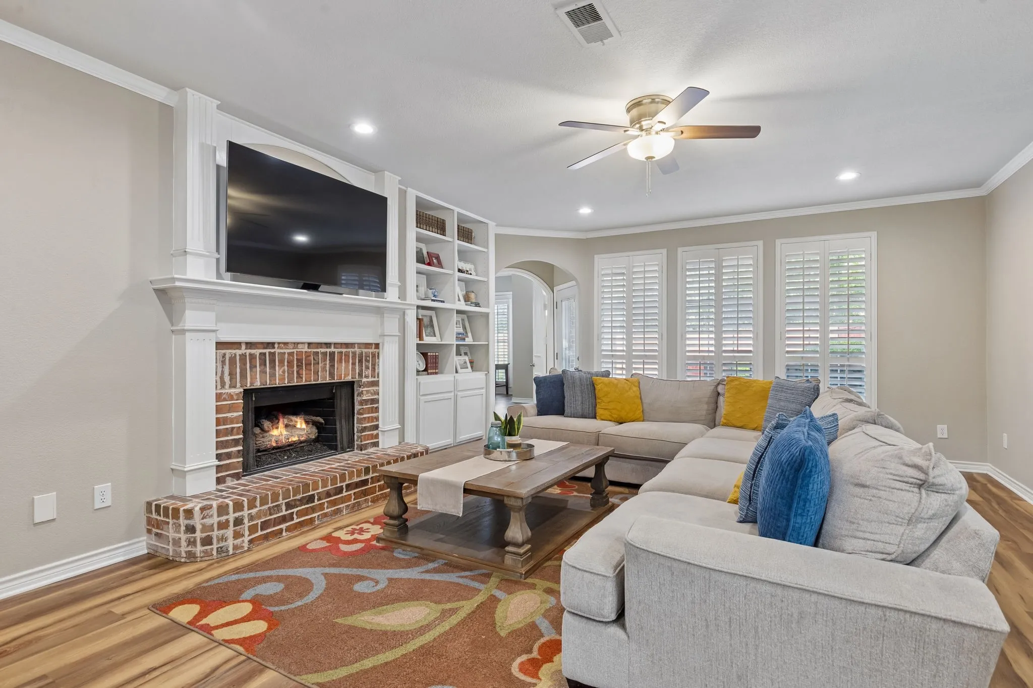 Single Family Residence For Sale in Collin County , 2120 Argyle Drive, Plano, Texas 75023, 5 Bedroom, 4 Bathroom, 3 Garage spaces, 3,796 Sqft, built in 1993, mls#21259998, Real Estate Agent in Plano, Homes For Sale in Collin county, Homes For Sale in Plano, Realtor in Plano Texas, Real Estate Brokerage Independent Realty Texas, Luminita Cordes Realtor