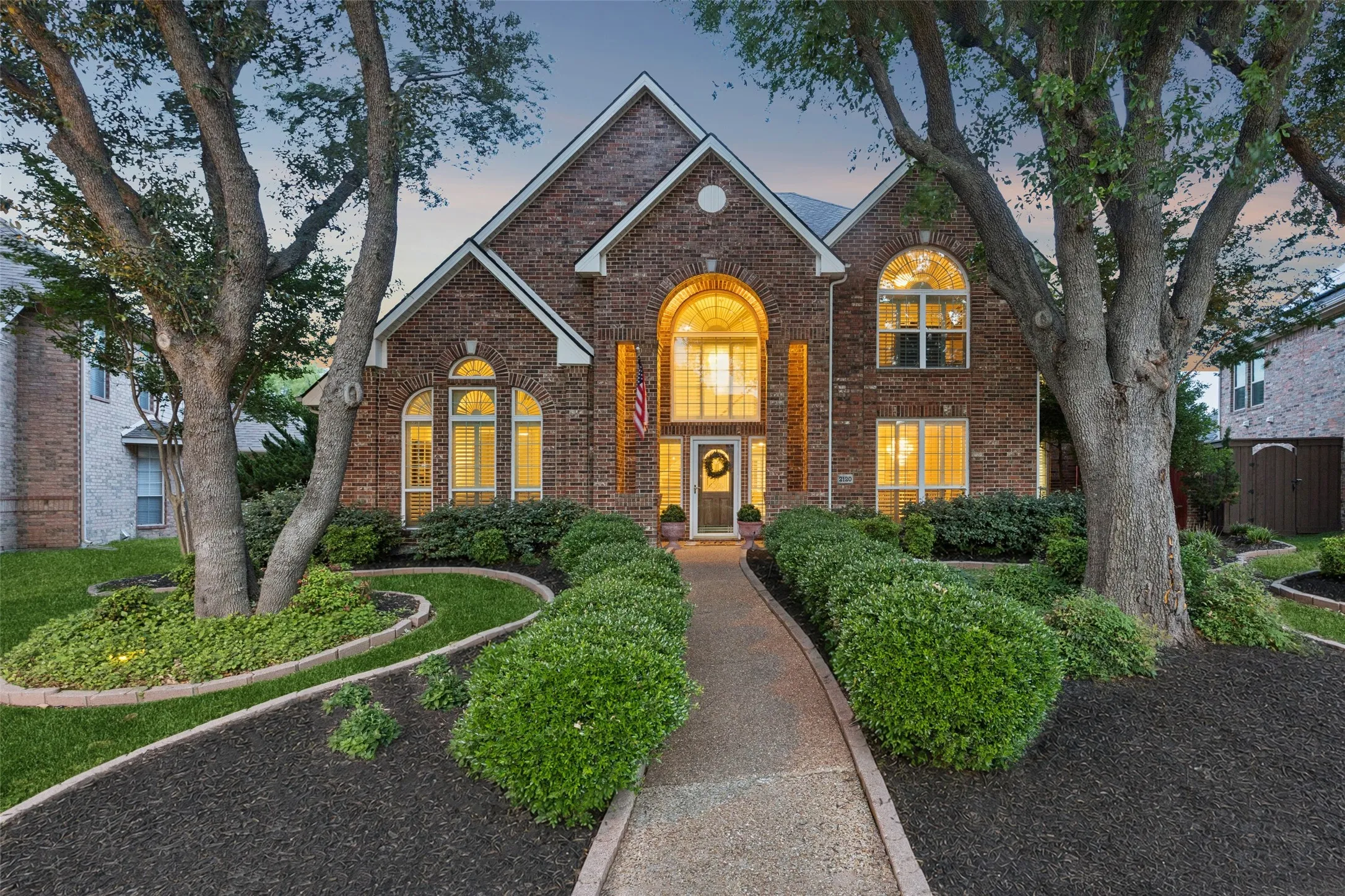 Single Family Residence For Sale in Collin County , 2120 Argyle Drive, Plano, Texas 75023, 5 Bedroom, 4 Bathroom, 3 Garage spaces, 3,796 Sqft, built in 1993, mls#21259998, Real Estate Agent in Plano, Homes For Sale in Collin county, Homes For Sale in Plano, Realtor in Plano Texas, Real Estate Brokerage Independent Realty Texas, Luminita Cordes Realtor