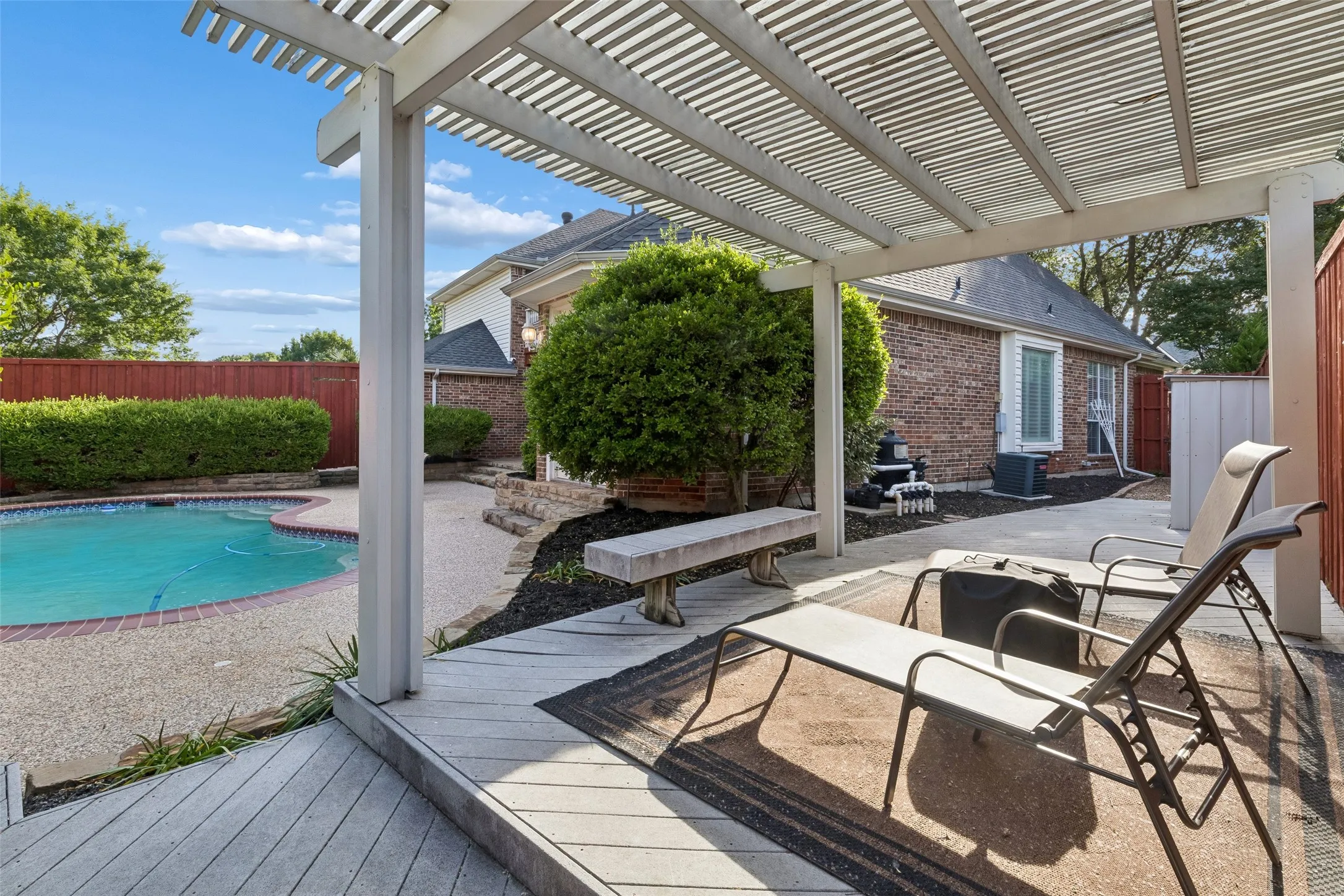 Single Family Residence For Sale in Collin County , 2120 Argyle Drive, Plano, Texas 75023, 5 Bedroom, 4 Bathroom, 3 Garage spaces, 3,796 Sqft, built in 1993, mls#21259998, Real Estate Agent in Plano, Homes For Sale in Collin county, Homes For Sale in Plano, Realtor in Plano Texas, Real Estate Brokerage Independent Realty Texas, Luminita Cordes Realtor
