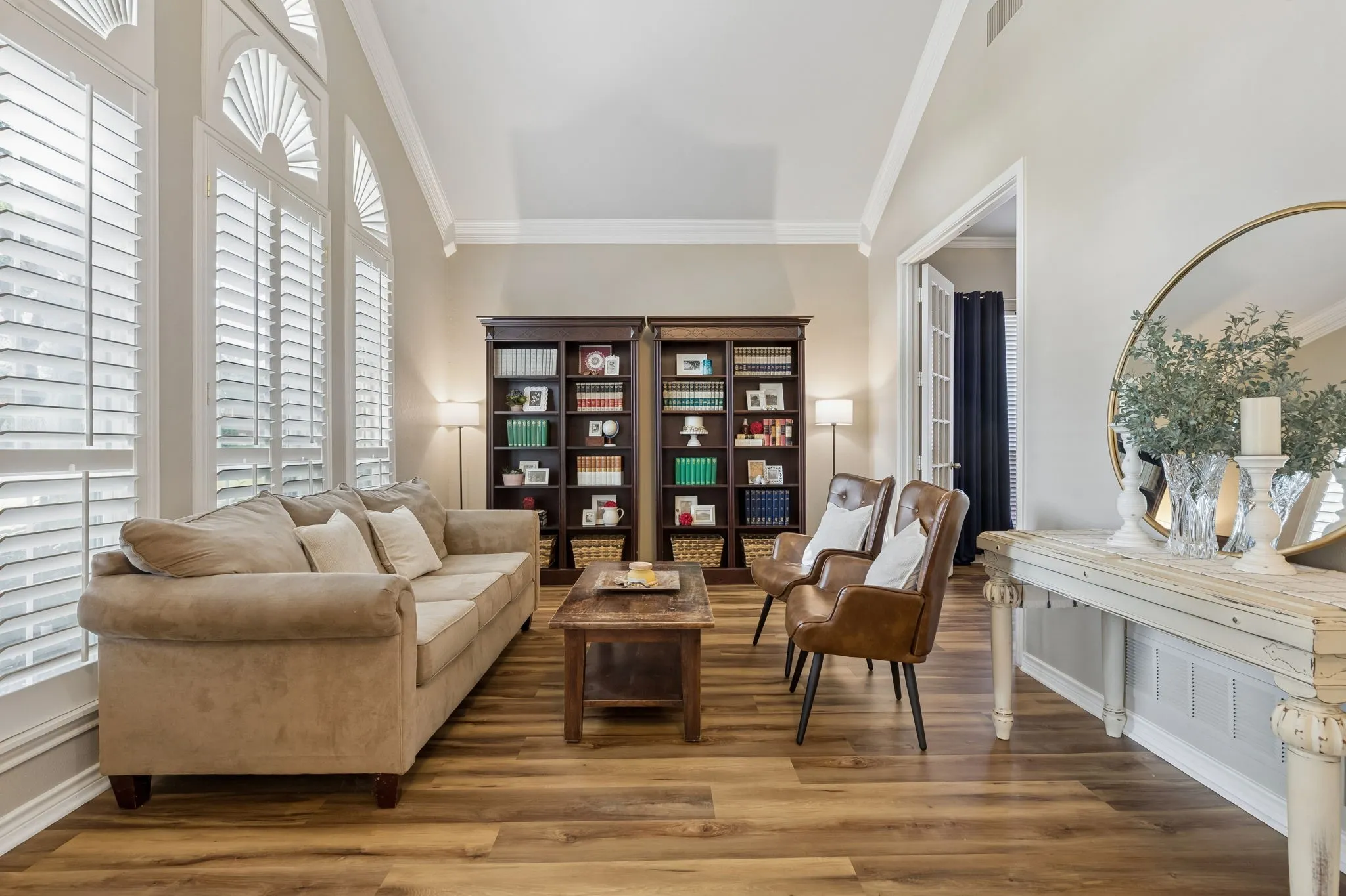 Single Family Residence For Sale in Collin County , 2120 Argyle Drive, Plano, Texas 75023, 5 Bedroom, 4 Bathroom, 3 Garage spaces, 3,796 Sqft, built in 1993, mls#21259998, Real Estate Agent in Plano, Homes For Sale in Collin county, Homes For Sale in Plano, Realtor in Plano Texas, Real Estate Brokerage Independent Realty Texas, Luminita Cordes Realtor
