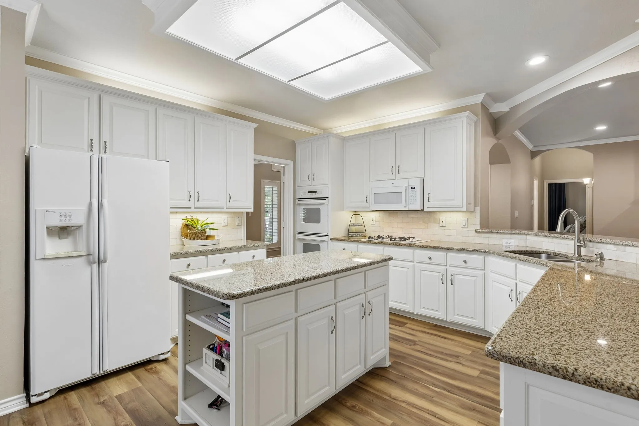 Single Family Residence For Sale in Collin County , 2120 Argyle Drive, Plano, Texas 75023, 5 Bedroom, 4 Bathroom, 3 Garage spaces, 3,796 Sqft, built in 1993, mls#21259998, Real Estate Agent in Plano, Homes For Sale in Collin county, Homes For Sale in Plano, Realtor in Plano Texas, Real Estate Brokerage Independent Realty Texas, Luminita Cordes Realtor