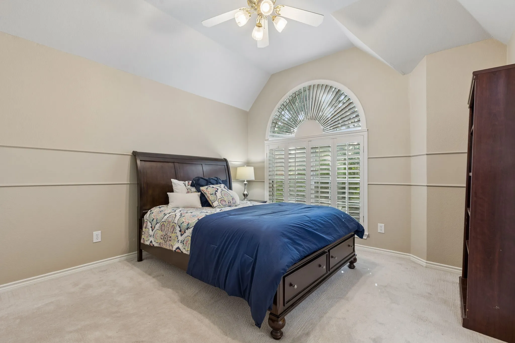 Single Family Residence For Sale in Collin County , 2120 Argyle Drive, Plano, Texas 75023, 5 Bedroom, 4 Bathroom, 3 Garage spaces, 3,796 Sqft, built in 1993, mls#21259998, Real Estate Agent in Plano, Homes For Sale in Collin county, Homes For Sale in Plano, Realtor in Plano Texas, Real Estate Brokerage Independent Realty Texas, Luminita Cordes Realtor
