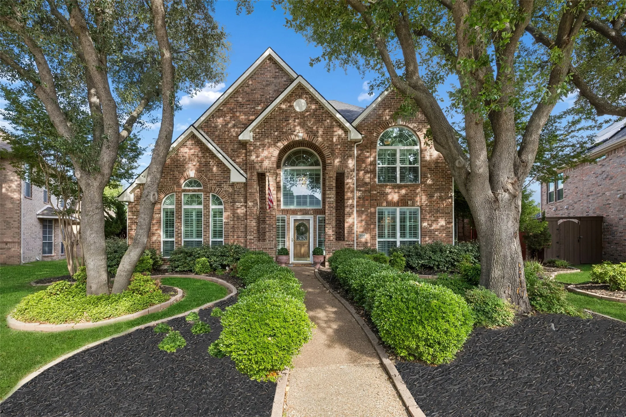 Single Family Residence For Sale in Collin County , 2120 Argyle Drive, Plano, Texas 75023, 5 Bedroom, 4 Bathroom, 3 Garage spaces, 3,796 Sqft, built in 1993, mls#21259998, Real Estate Agent in Plano, Homes For Sale in Collin county, Homes For Sale in Plano, Realtor in Plano Texas, Real Estate Brokerage Independent Realty Texas, Luminita Cordes Realtor