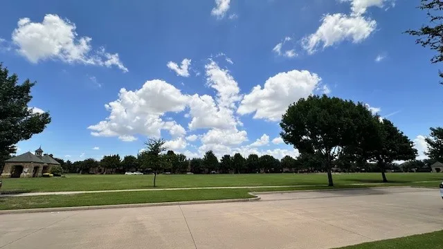 Single Family Residence For Sale in Collin County , 5949 Stanton Place, Frisco, Texas 75033, 3 Bedroom, 2 Bathroom, 2 Garage spaces, 2,253 Sqft, built in 2006, mls#21258453, Real Estate Agent in Frisco, Homes For Sale in Collin county, Homes For Sale in Frisco, Realtor in Frisco Texas, Real Estate Brokerage Independent Realty Texas, Luminita Cordes Realtor