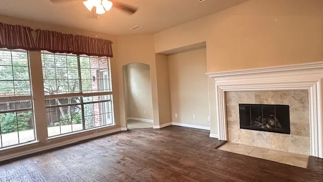 Single Family Residence For Sale in Collin County , 5949 Stanton Place, Frisco, Texas 75033, 3 Bedroom, 2 Bathroom, 2 Garage spaces, 2,253 Sqft, built in 2006, mls#21258453, Real Estate Agent in Frisco, Homes For Sale in Collin county, Homes For Sale in Frisco, Realtor in Frisco Texas, Real Estate Brokerage Independent Realty Texas, Luminita Cordes Realtor