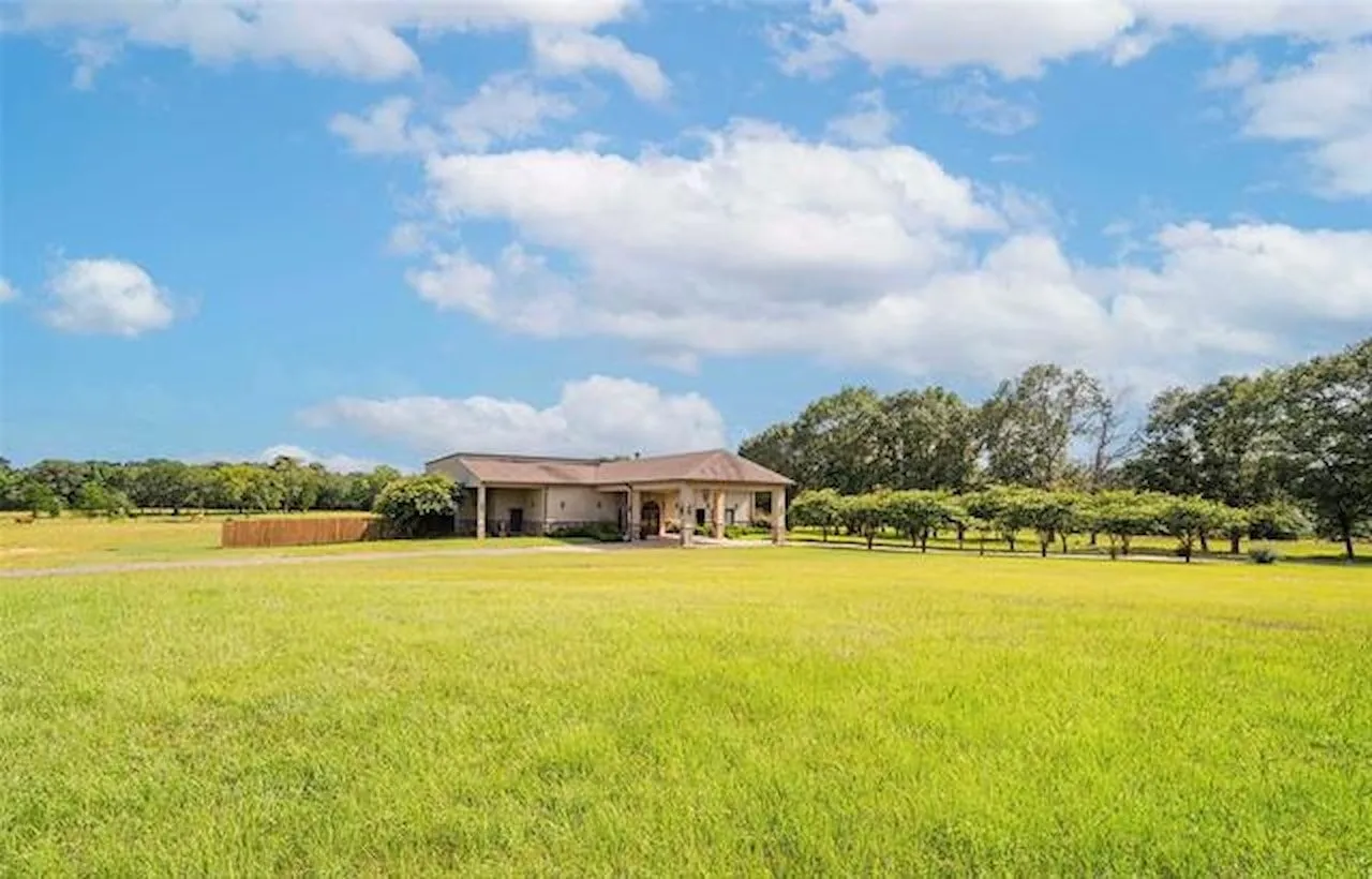 Business For Sale in Rusk County , 14284 TX 322, Kilgore, Texas 75662, 0, 0, Garage spaces, 0 Sqft, built in 2015, mls#21254308, Real Estate Agent in Kilgore, Homes For Sale in Rusk county, Homes For Sale in Kilgore, Realtor in Kilgore Texas, Real Estate Brokerage Independent Realty Texas, Luminita Cordes Realtor