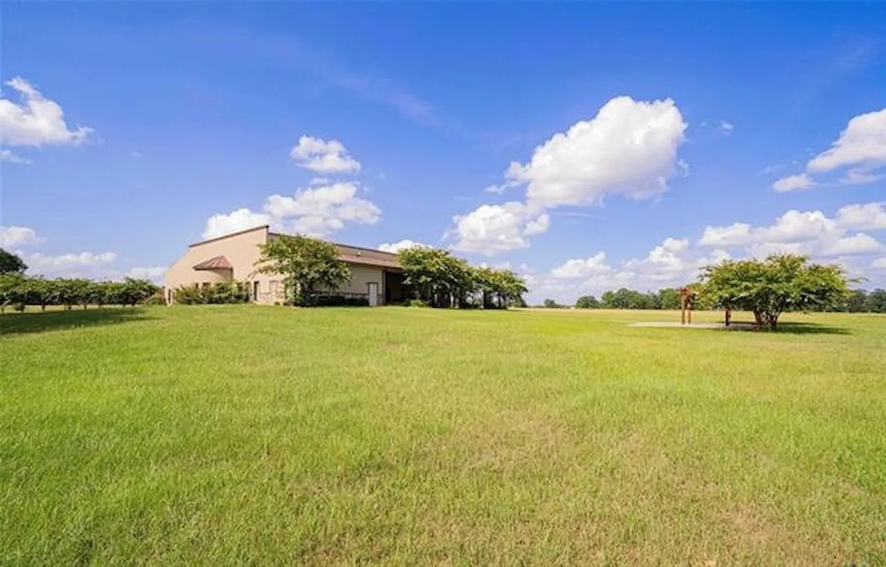 Business For Sale in Rusk County , 14284 TX 322, Kilgore, Texas 75662, 0, 0, Garage spaces, 0 Sqft, built in 2015, mls#21254308, Real Estate Agent in Kilgore, Homes For Sale in Rusk county, Homes For Sale in Kilgore, Realtor in Kilgore Texas, Real Estate Brokerage Independent Realty Texas, Luminita Cordes Realtor