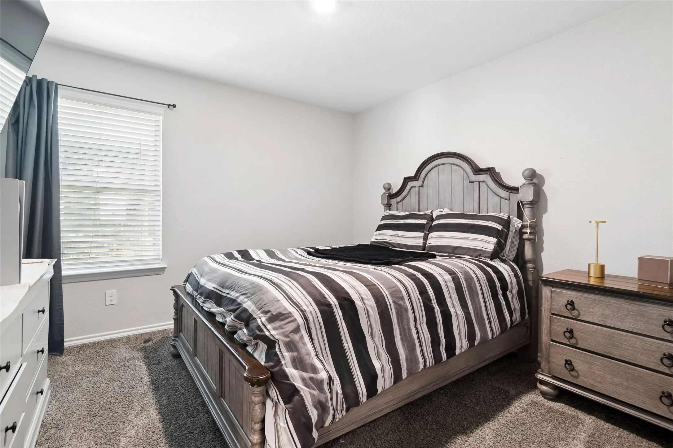 Single Family Residence For Sale in Kaufman County , 3140 Patton Lane, Mesquite, Texas 75126, 4 Bedroom, 2 Bathroom, 2 Garage spaces, 1,905 Sqft, built in 2021, mls#21268900, Real Estate Agent in Mesquite, Homes For Sale in Kaufman county, Homes For Sale in Mesquite, Realtor in Mesquite Texas, Real Estate Brokerage Independent Realty Texas, Luminita Cordes Realtor