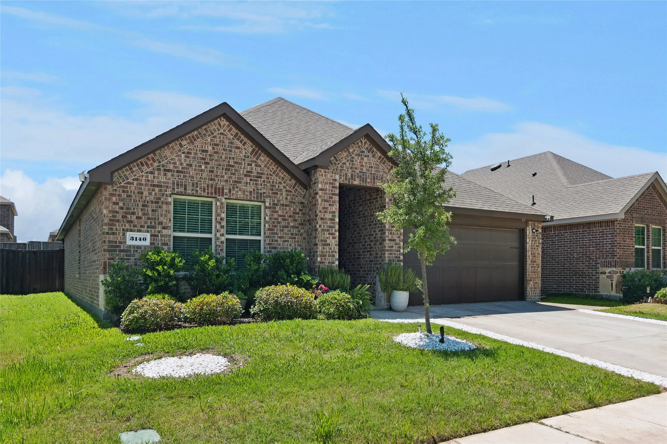 Single Family Residence For Sale in Kaufman County , 3140 Patton Lane, Mesquite, Texas 75126, 4 Bedroom, 2 Bathroom, 2 Garage spaces, 1,905 Sqft, built in 2021, mls#21268900, Real Estate Agent in Mesquite, Homes For Sale in Kaufman county, Homes For Sale in Mesquite, Realtor in Mesquite Texas, Real Estate Brokerage Independent Realty Texas, Luminita Cordes Realtor