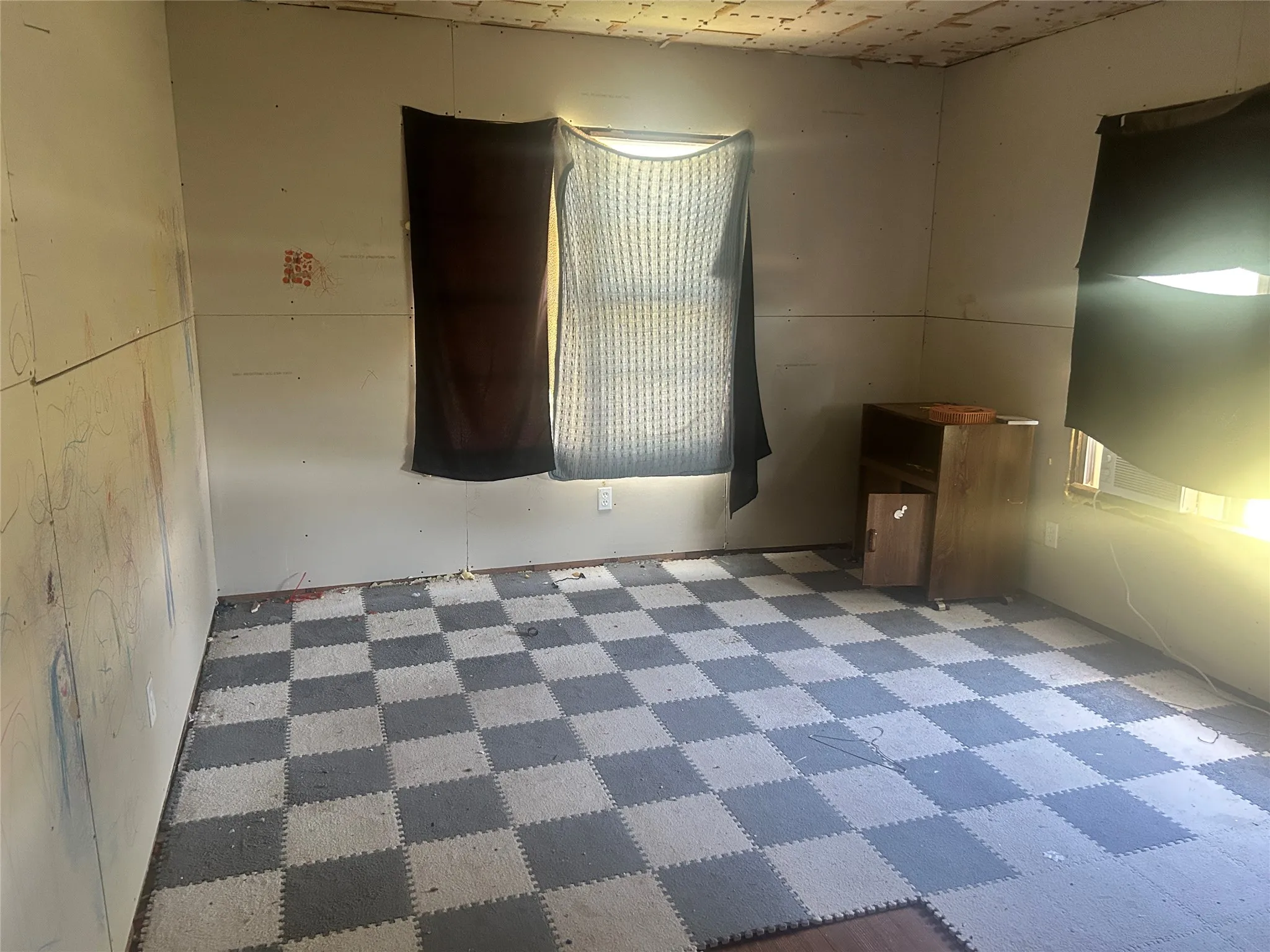 Single Family Residence For Sale in Archer County , 504 Cedar, Megargel, Texas 76370, 3 Bedroom, 1 Bathroom, Garage spaces, 1,812 Sqft, built in 1920, mls#21268922, Real Estate Agent in Megargel, Homes For Sale in Archer county, Homes For Sale in Megargel, Realtor in Megargel Texas, Real Estate Brokerage Independent Realty Texas, Luminita Cordes Realtor