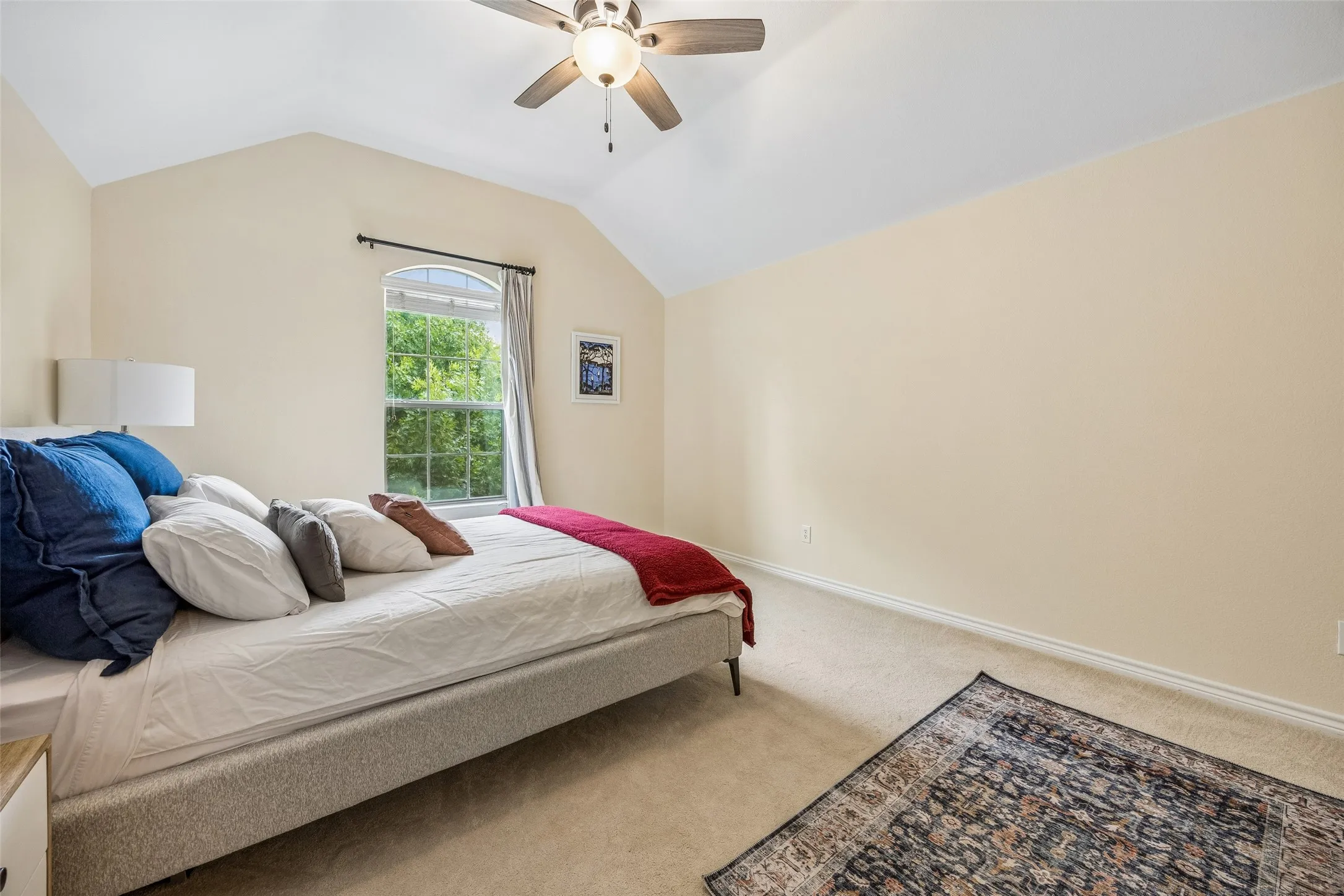 Single Family Residence For Sale in Tarrant County , 6133 Sunrise Lake Drive, Fort Worth, Texas 76179, 4 Bedroom, 4 Bathroom, 2 Garage spaces, 3,584 Sqft, built in 2008, mls#21267759, Real Estate Agent in Fort Worth, Homes For Sale in Tarrant county, Homes For Sale in Fort Worth, Realtor in Fort Worth Texas, Real Estate Brokerage Independent Realty Texas, Luminita Cordes Realtor