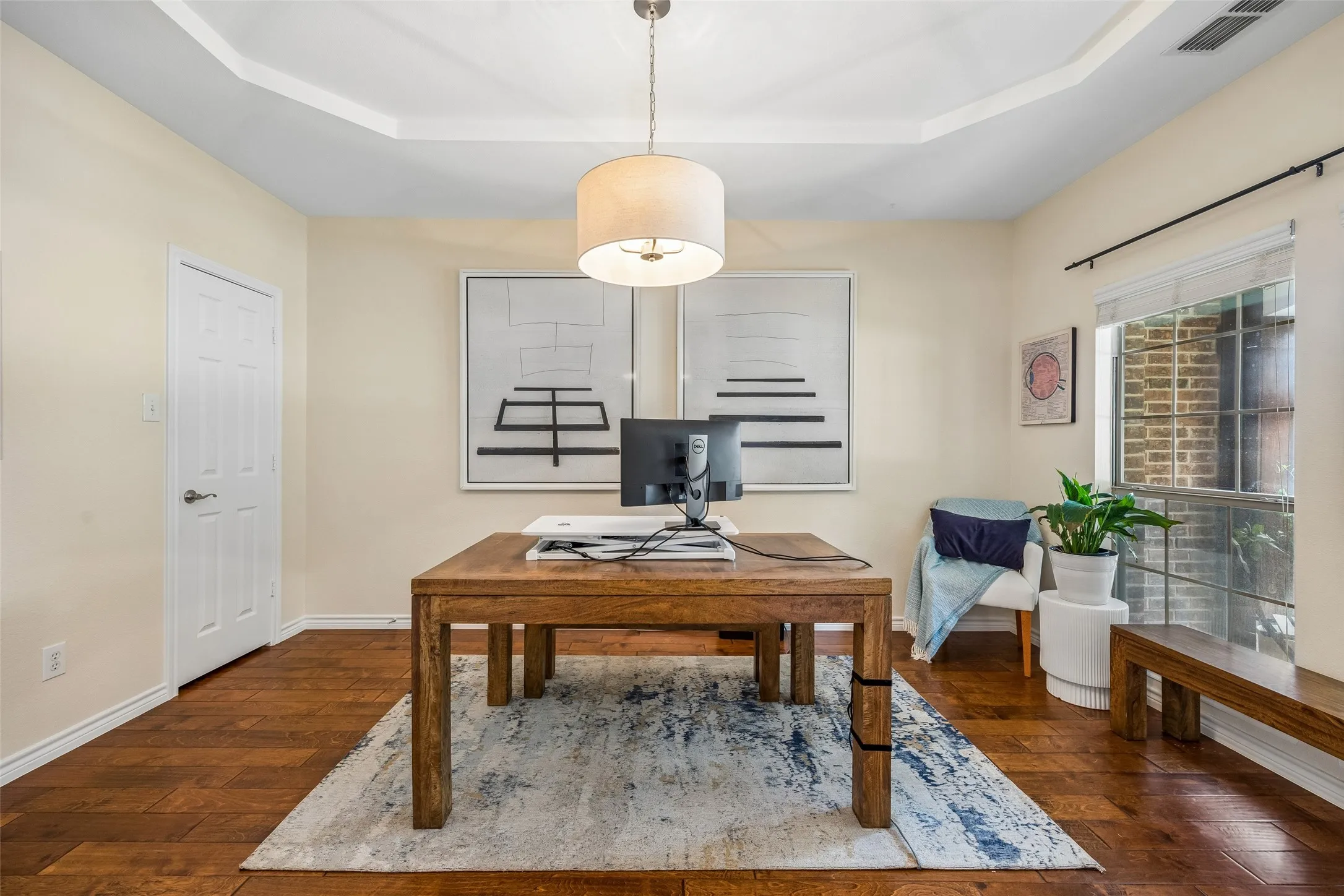 Single Family Residence For Sale in Tarrant County , 6133 Sunrise Lake Drive, Fort Worth, Texas 76179, 4 Bedroom, 4 Bathroom, 2 Garage spaces, 3,584 Sqft, built in 2008, mls#21267759, Real Estate Agent in Fort Worth, Homes For Sale in Tarrant county, Homes For Sale in Fort Worth, Realtor in Fort Worth Texas, Real Estate Brokerage Independent Realty Texas, Luminita Cordes Realtor