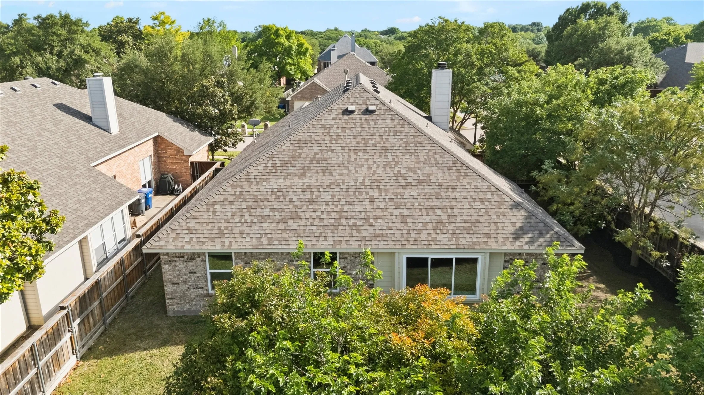 Single Family Residence For Sale in Collin County , 5124 Forest Lawn Drive, Mc Kinney, Texas 75071, 3 Bedroom, 2 Bathroom, 2 Garage spaces, 2,232 Sqft, built in 1998, mls#21267546, Real Estate Agent in Mc Kinney, Homes For Sale in Collin county, Homes For Sale in Mc Kinney, Realtor in Mc Kinney Texas, Real Estate Brokerage Independent Realty Texas, Luminita Cordes Realtor