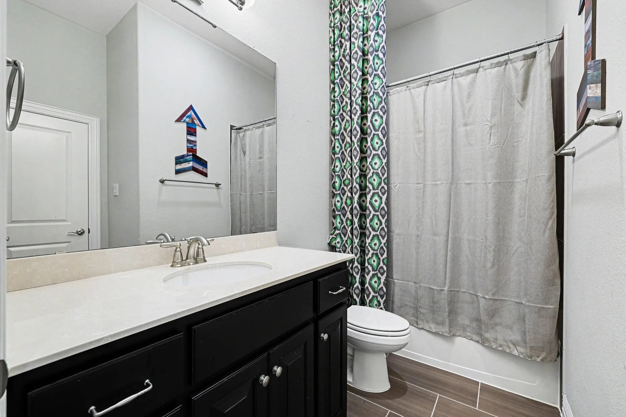 Single Family Residence For Sale in Collin County , 1501 Winchester Drive, Prosper, Texas 75078, 4 Bedroom, 5 Bathroom, 3 Garage spaces, 4,640 Sqft, built in 2015, mls#21189147, Real Estate Agent in Prosper, Homes For Sale in Collin county, Homes For Sale in Prosper, Realtor in Prosper Texas, Real Estate Brokerage Independent Realty Texas, Luminita Cordes Realtor