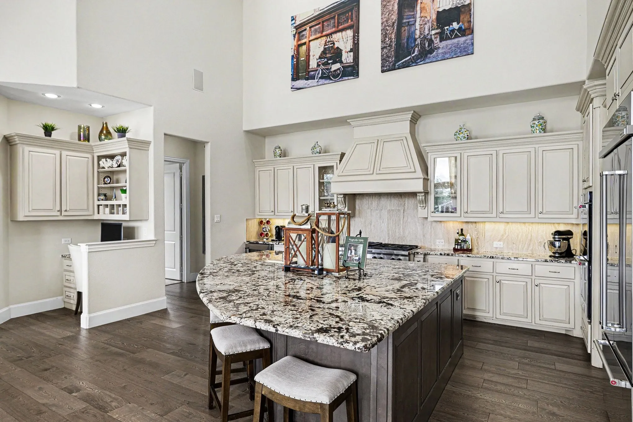 Single Family Residence For Sale in Collin County , 1501 Winchester Drive, Prosper, Texas 75078, 4 Bedroom, 5 Bathroom, 3 Garage spaces, 4,640 Sqft, built in 2015, mls#21189147, Real Estate Agent in Prosper, Homes For Sale in Collin county, Homes For Sale in Prosper, Realtor in Prosper Texas, Real Estate Brokerage Independent Realty Texas, Luminita Cordes Realtor