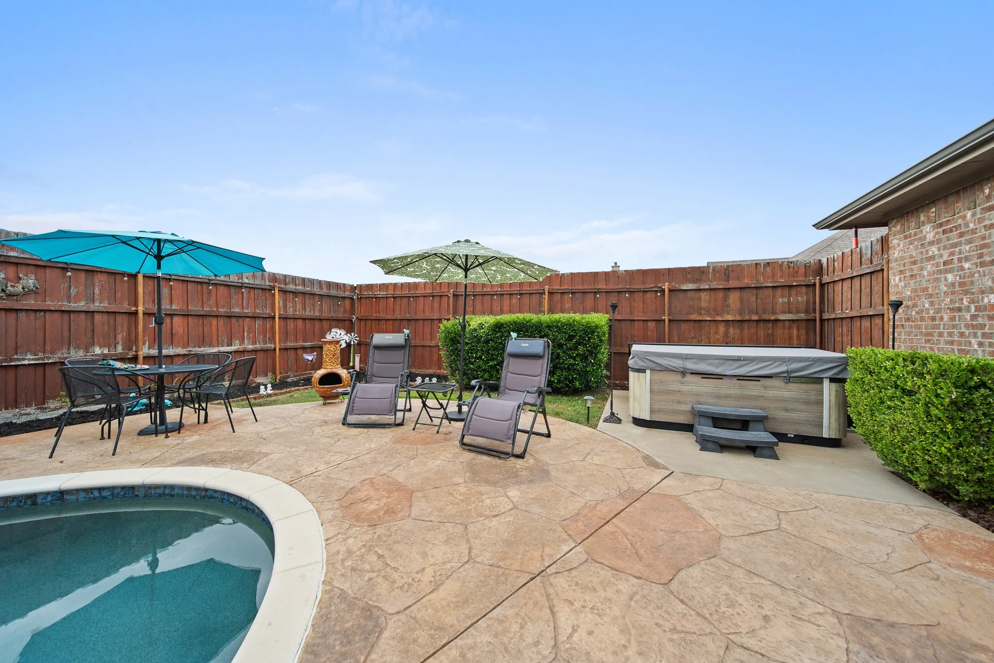 Single Family Residence For Sale in Dallas County , 7114 Bickers Drive, Rowlett, Texas 75089, 4 Bedroom, 3 Bathroom, 2 Garage spaces, 3,038 Sqft, built in 2005, mls#21268726, Real Estate Agent in Rowlett, Homes For Sale in Dallas county, Homes For Sale in Rowlett, Realtor in Rowlett Texas, Real Estate Brokerage Independent Realty Texas, Luminita Cordes Realtor