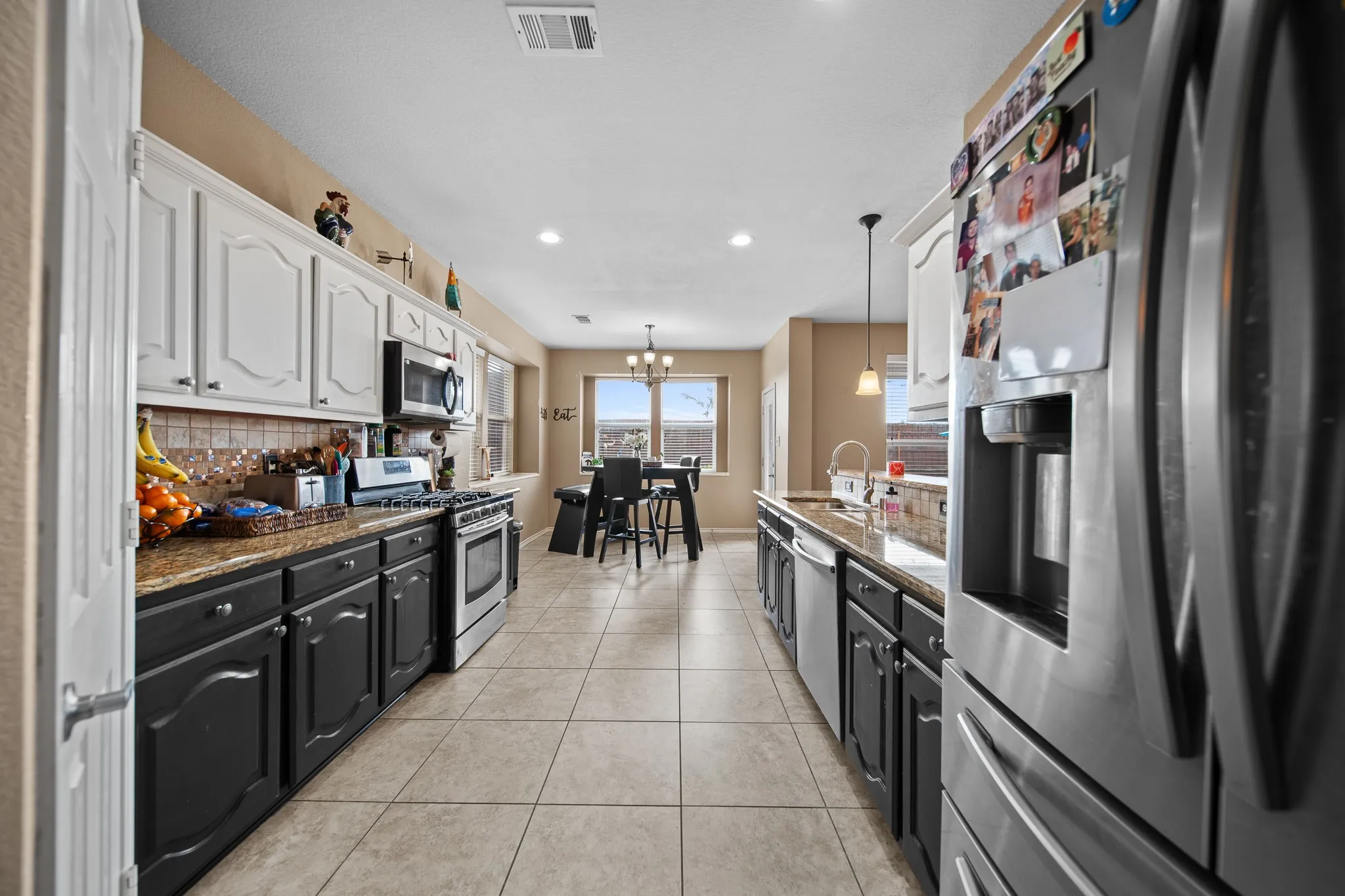 Single Family Residence For Sale in Dallas County , 7114 Bickers Drive, Rowlett, Texas 75089, 4 Bedroom, 3 Bathroom, 2 Garage spaces, 3,038 Sqft, built in 2005, mls#21268726, Real Estate Agent in Rowlett, Homes For Sale in Dallas county, Homes For Sale in Rowlett, Realtor in Rowlett Texas, Real Estate Brokerage Independent Realty Texas, Luminita Cordes Realtor