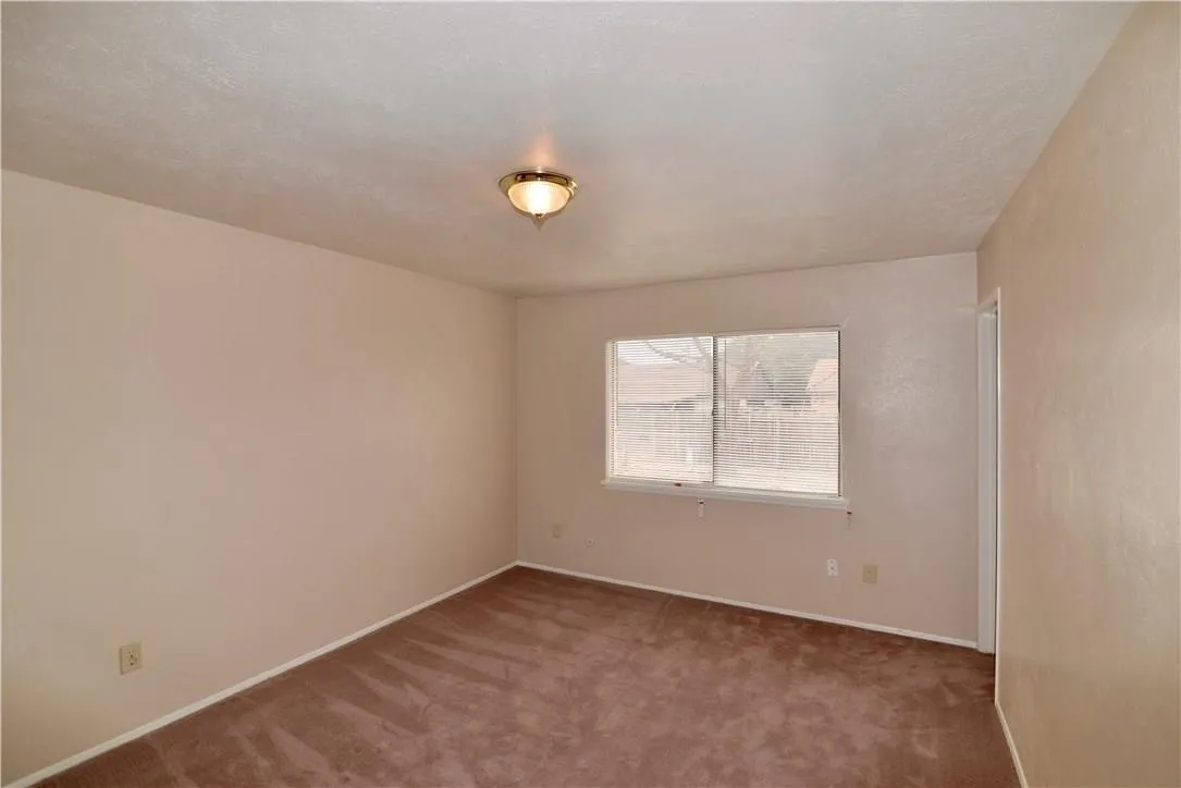 Single Family Residence For Rent in Collin County , 556 Hanover Drive, Allen, Texas 75002, 3 Bedroom, 2 Bathroom, 1 Garage spaces, 1,380 Sqft, built in 1977, mls#21269049, Real Estate Agent in Allen, Homes For Rent in Collin county, Homes For Rent in Allen, Realtor in Allen Texas, Real Estate Brokerage Independent Realty Texas, Luminita Cordes Realtor