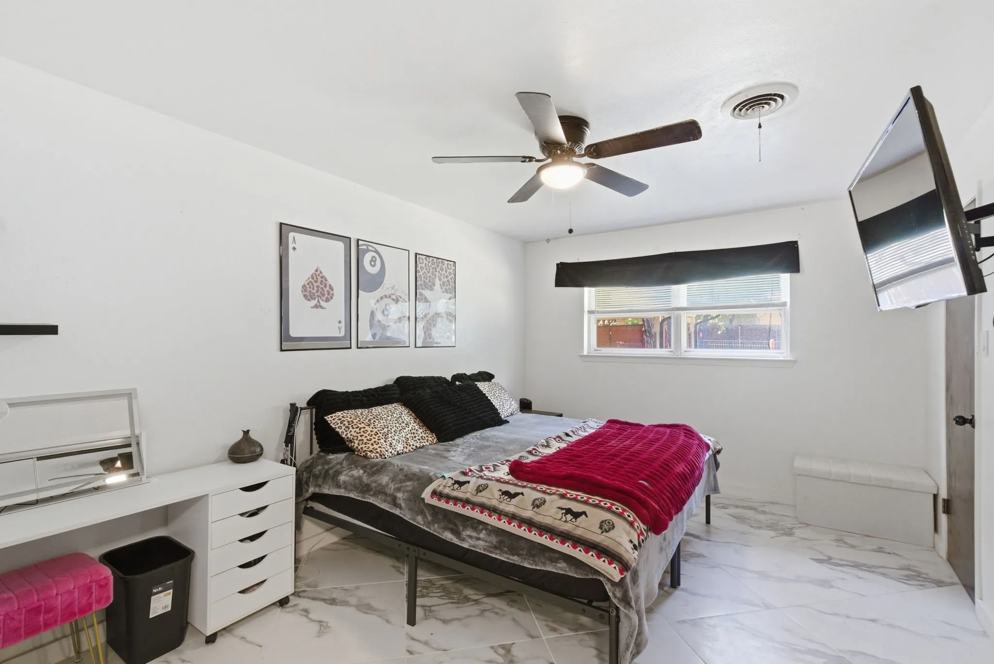 Single Family Residence For Sale in Palo Pinto County , 1001 NW 11th Street, Mineral Wells, Texas 76067, 3 Bedroom, 3 Bathroom, 2 Garage spaces, 2,001 Sqft, built in 1964, mls#21268635, Real Estate Agent in Mineral Wells, Homes For Sale in Palo Pinto county, Homes For Sale in Mineral Wells, Realtor in Mineral Wells Texas, Real Estate Brokerage Independent Realty Texas, Luminita Cordes Realtor