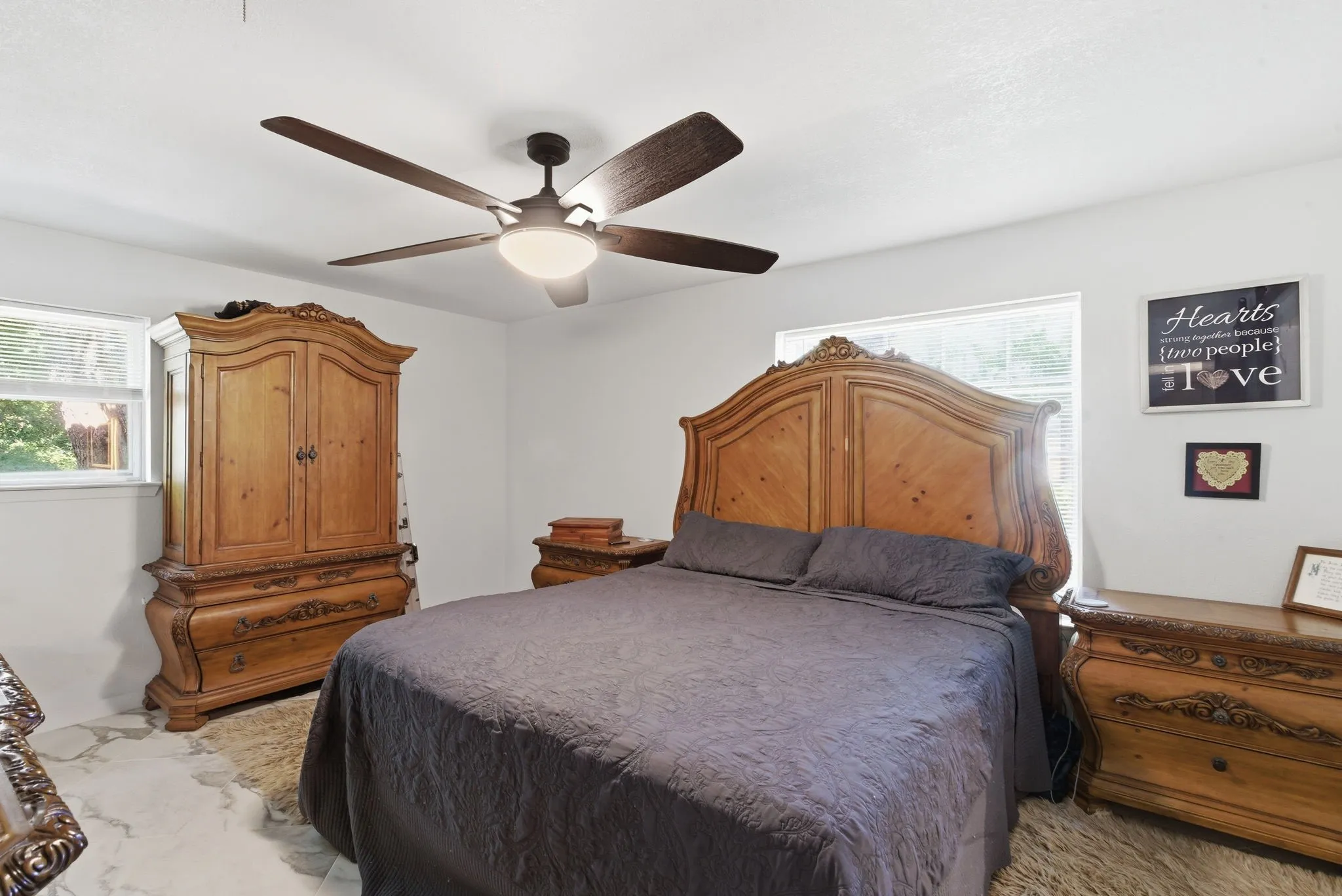 Single Family Residence For Sale in Palo Pinto County , 1001 NW 11th Street, Mineral Wells, Texas 76067, 3 Bedroom, 3 Bathroom, 2 Garage spaces, 2,001 Sqft, built in 1964, mls#21268635, Real Estate Agent in Mineral Wells, Homes For Sale in Palo Pinto county, Homes For Sale in Mineral Wells, Realtor in Mineral Wells Texas, Real Estate Brokerage Independent Realty Texas, Luminita Cordes Realtor