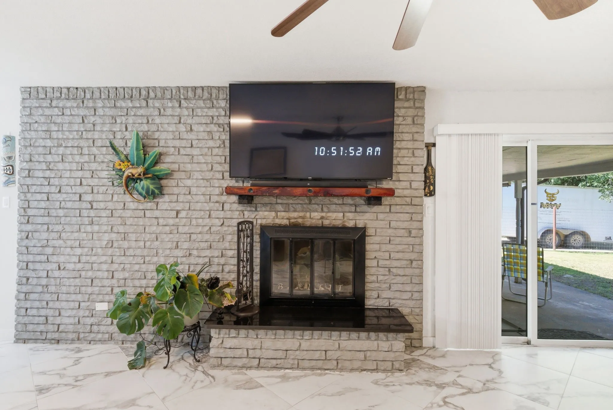 Single Family Residence For Sale in Palo Pinto County , 1001 NW 11th Street, Mineral Wells, Texas 76067, 3 Bedroom, 3 Bathroom, 2 Garage spaces, 2,001 Sqft, built in 1964, mls#21268635, Real Estate Agent in Mineral Wells, Homes For Sale in Palo Pinto county, Homes For Sale in Mineral Wells, Realtor in Mineral Wells Texas, Real Estate Brokerage Independent Realty Texas, Luminita Cordes Realtor