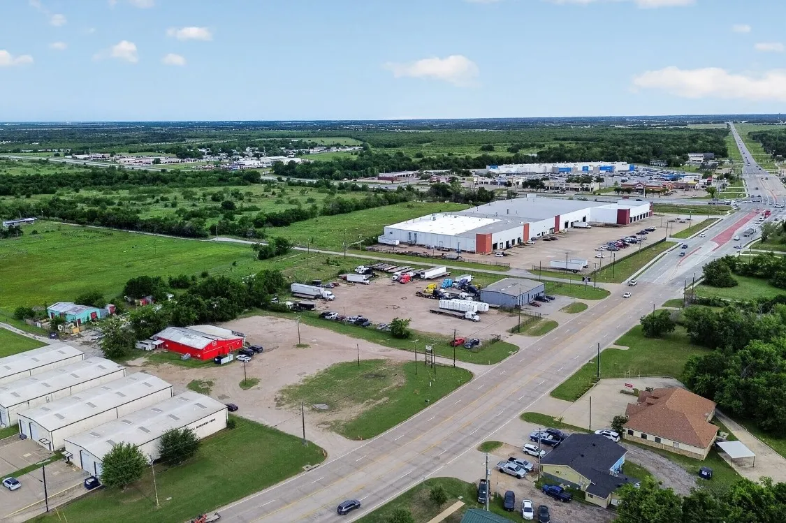 Retail For Sale in Kaufman County , 304 Fm 148, Terrell, Texas 75160, 0, 0, Garage spaces, 4,200 Sqft, built in 1970, Price $1,400,000, mls#21254655, Real Estate Agent in Terrell, Homes For Sale in Kaufman county, Homes For Sale in Terrell, Realtor in Terrell Texas, Real Estate Brokerage Independent Realty Texas, Luminita Cordes Realtor