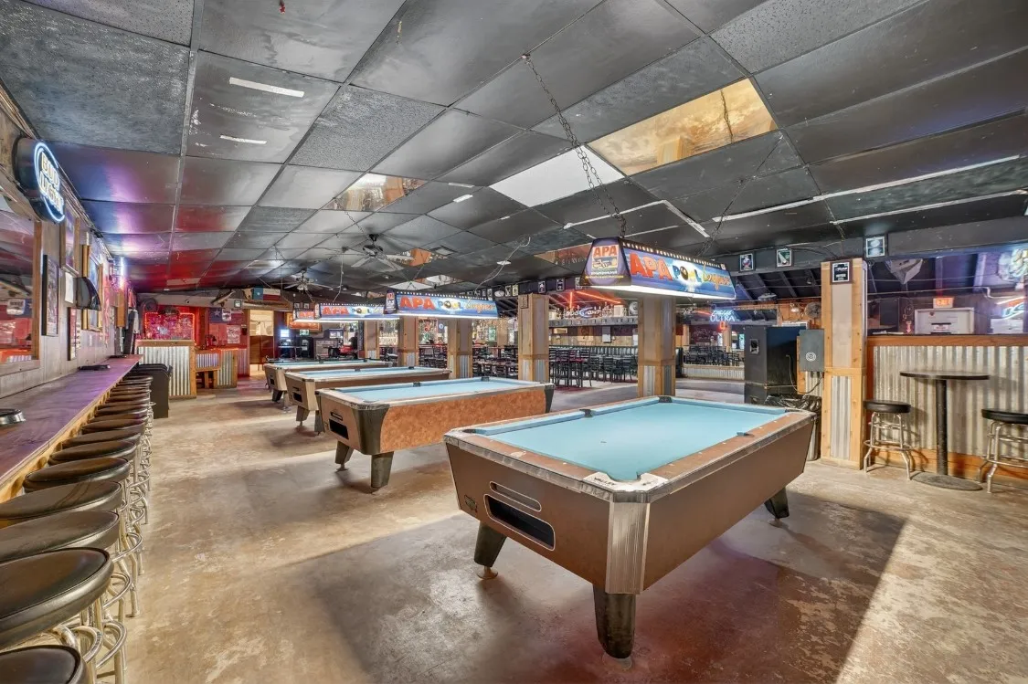 Retail For Sale in Kaufman County , 304 Fm 148, Terrell, Texas 75160, 0, 0, Garage spaces, 4,200 Sqft, built in 1970, Price $1,400,000, mls#21254655, Real Estate Agent in Terrell, Homes For Sale in Kaufman county, Homes For Sale in Terrell, Realtor in Terrell Texas, Real Estate Brokerage Independent Realty Texas, Luminita Cordes Realtor