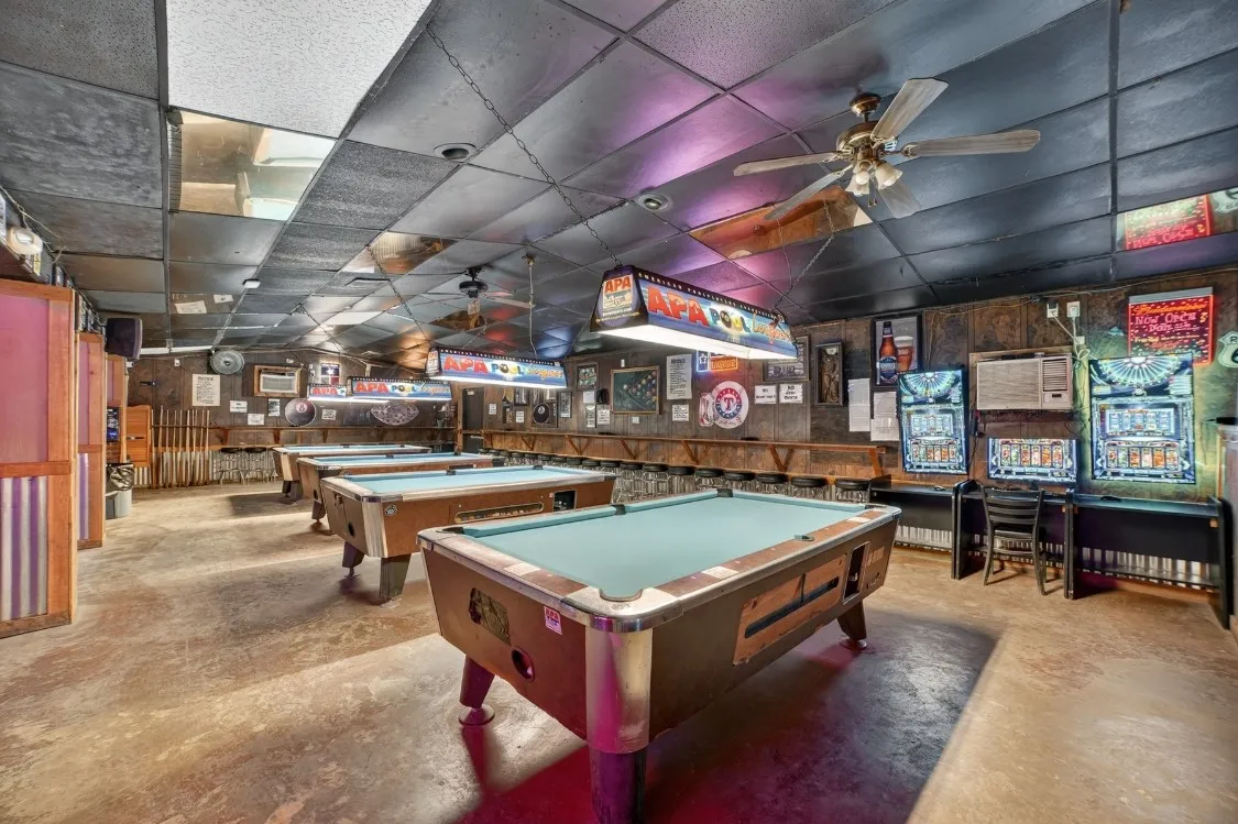 Retail For Sale in Kaufman County , 304 Fm 148, Terrell, Texas 75160, 0, 0, Garage spaces, 4,200 Sqft, built in 1970, Price $1,400,000, mls#21254655, Real Estate Agent in Terrell, Homes For Sale in Kaufman county, Homes For Sale in Terrell, Realtor in Terrell Texas, Real Estate Brokerage Independent Realty Texas, Luminita Cordes Realtor