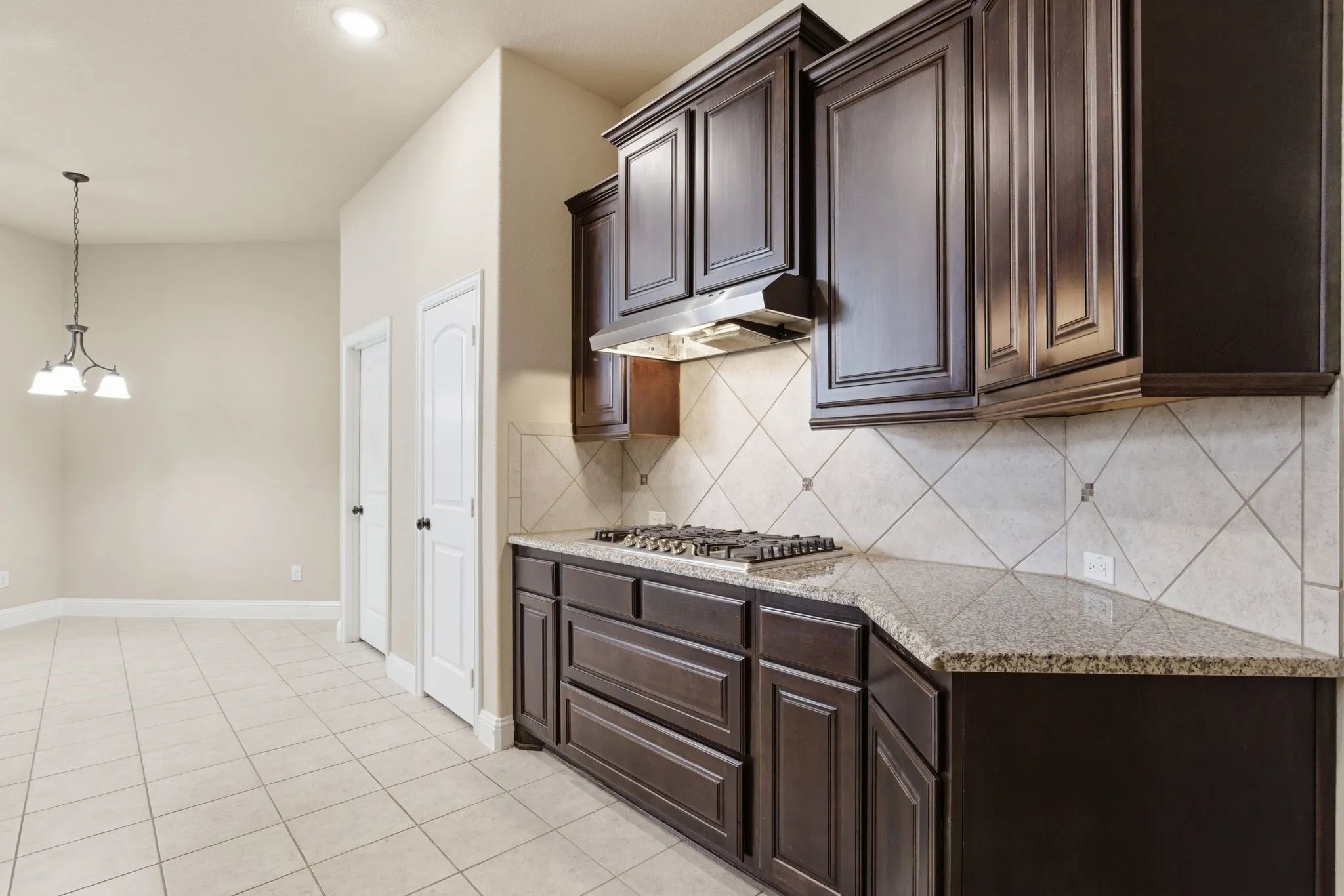 Single Family Residence For Sale in Collin County , 1706 Asbury Drive, Wylie, Texas 75098, 4 Bedroom, 2 Bathroom, 2 Garage spaces, 2,635 Sqft, built in 2018, mls#21266689, Real Estate Agent in Wylie, Homes For Sale in Collin county, Homes For Sale in Wylie, Realtor in Wylie Texas, Real Estate Brokerage Independent Realty Texas, Luminita Cordes Realtor